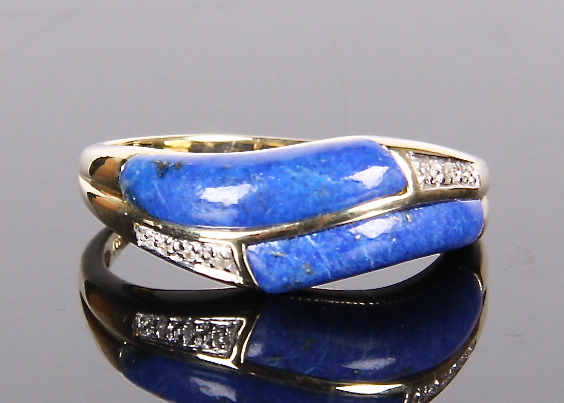 14 K Gold Lapis Lazuli and Diamond Ring