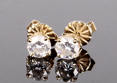 14k diamond solitaire earrings