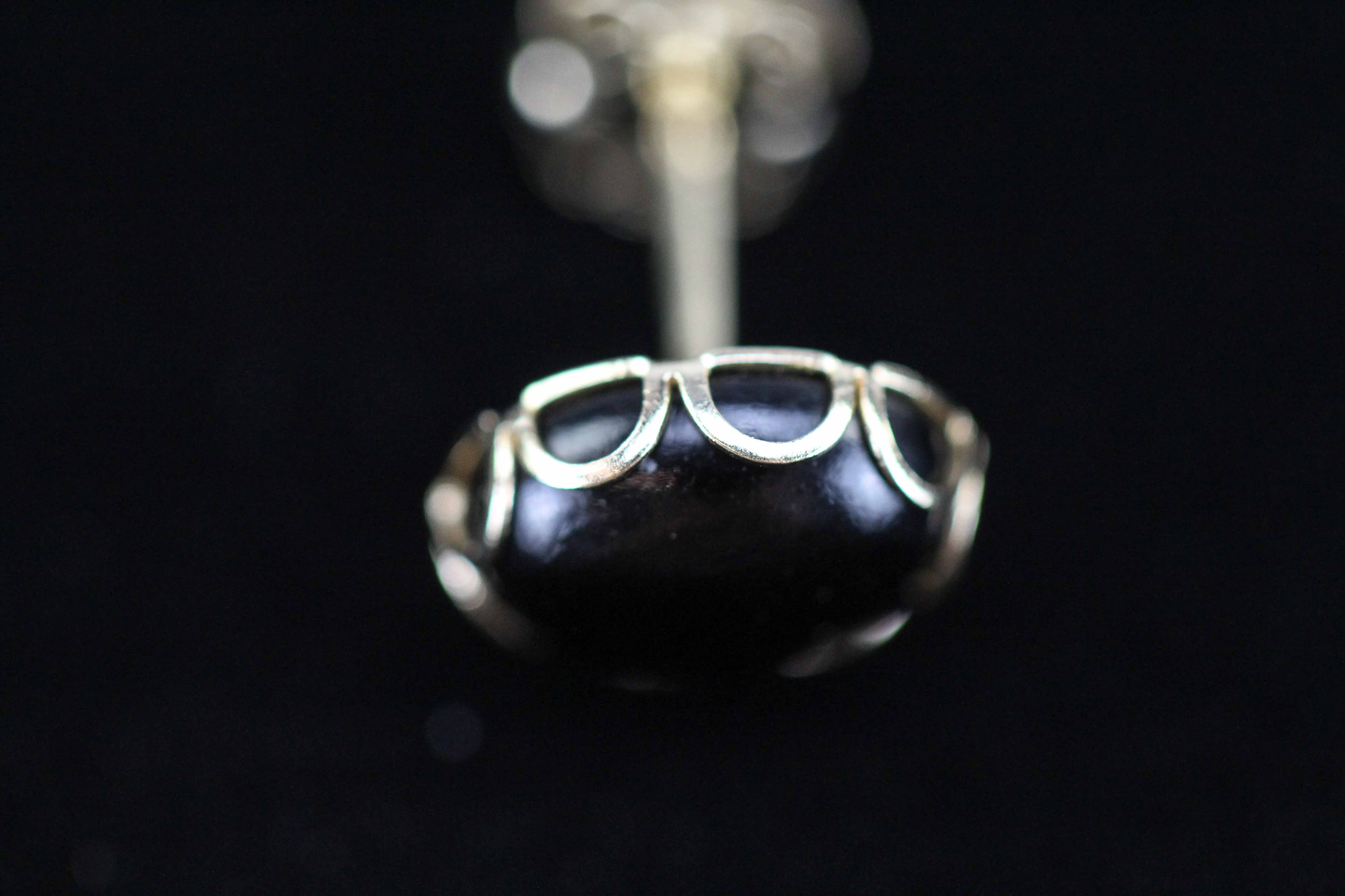 Black Onyx Gemstone Earring's in aGold Tone Setting