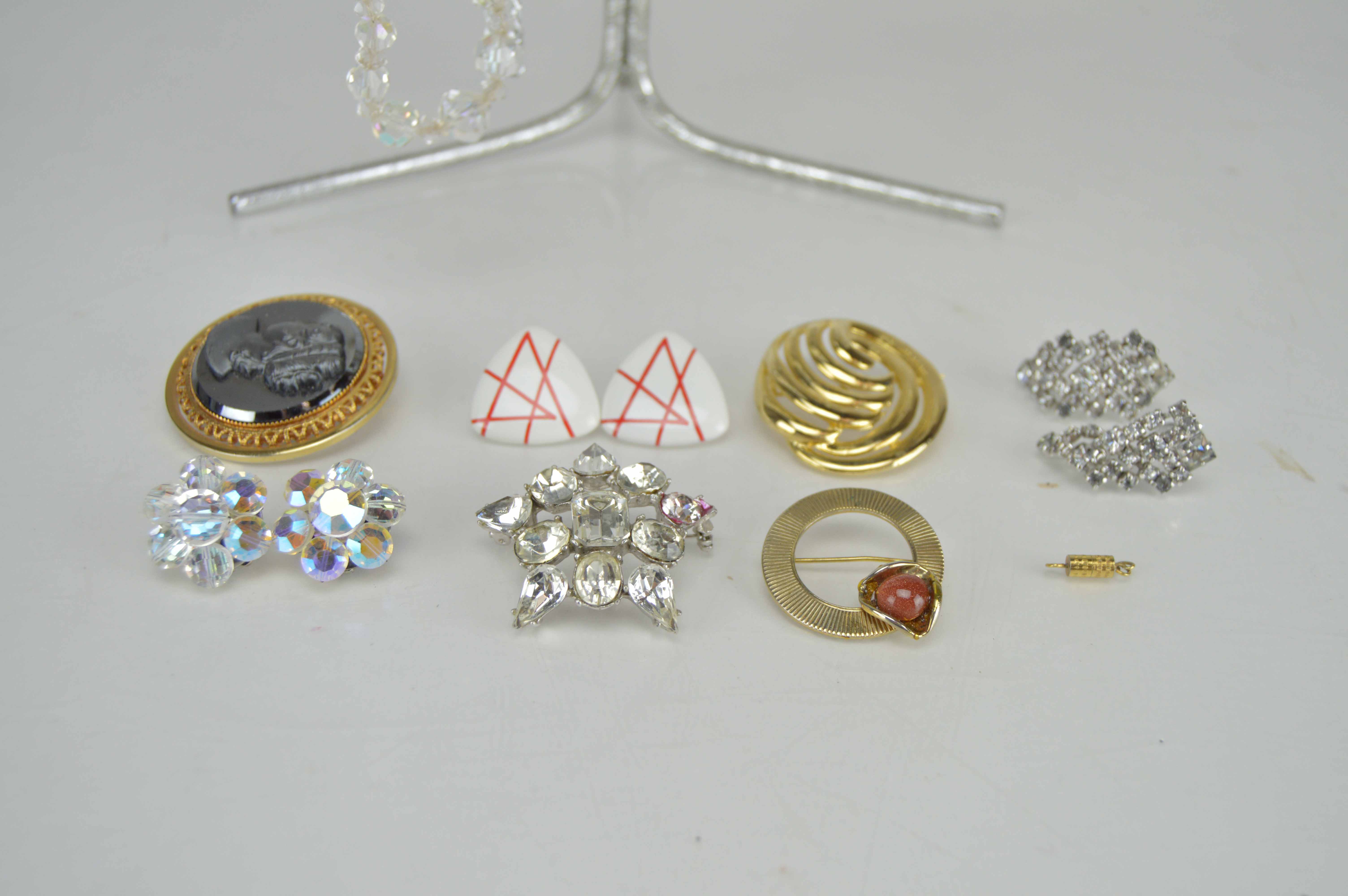 Vintage Jewelry Assortment