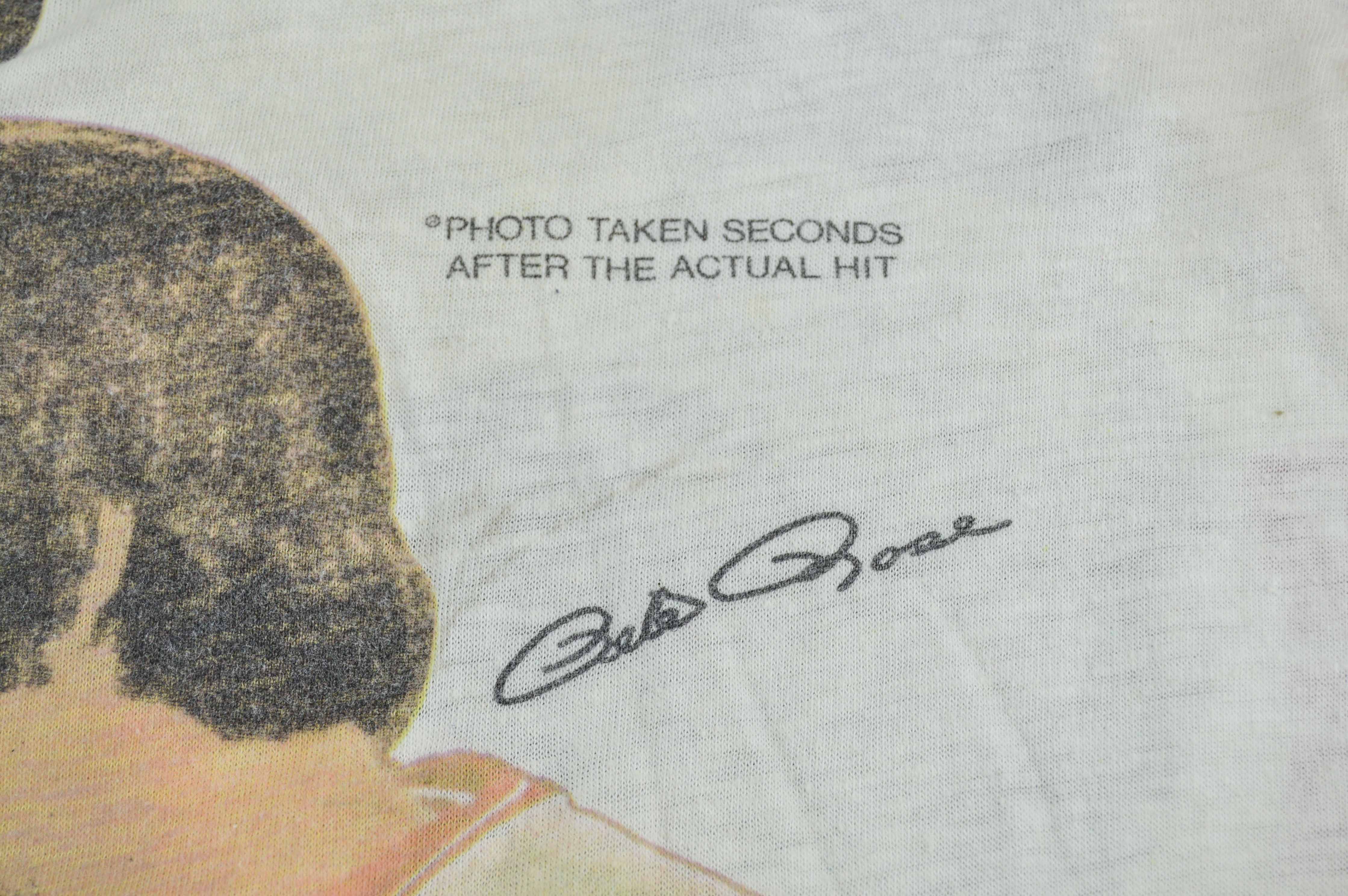 Vintage Pete Rose 3000th Hit Child's Tee Shirt and Bat