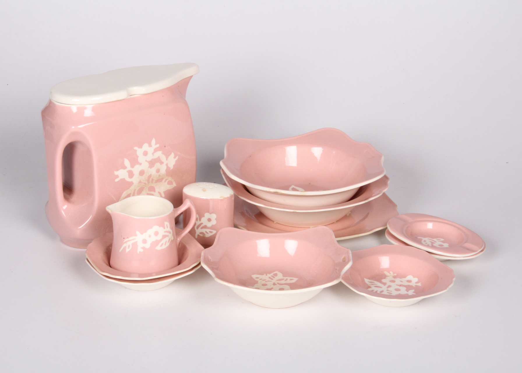 Vintage 1940s Harker Pink Cameron