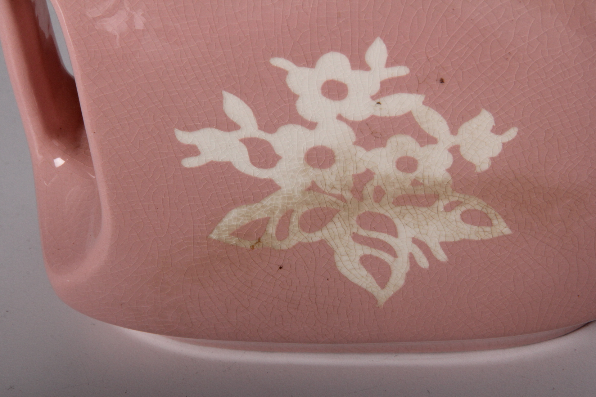 Vintage 1940s Harker Pink Cameron