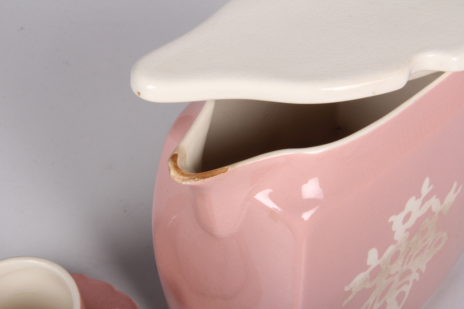 Vintage 1940s Harker Pink Cameron