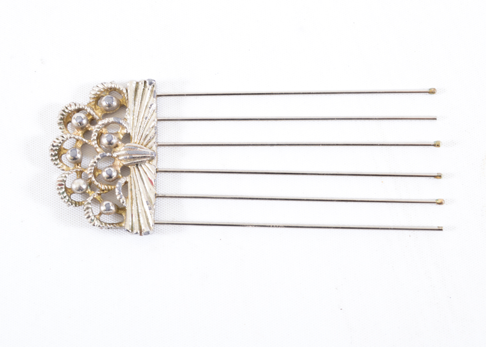 Assortment of Women's Vanity Accessories