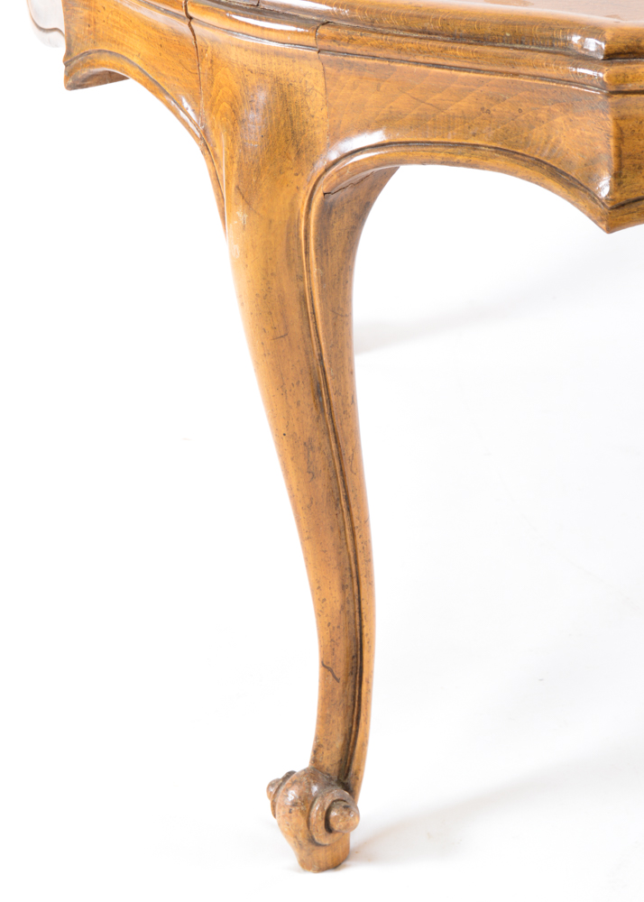 Walnut Pie Crust Coffee Table