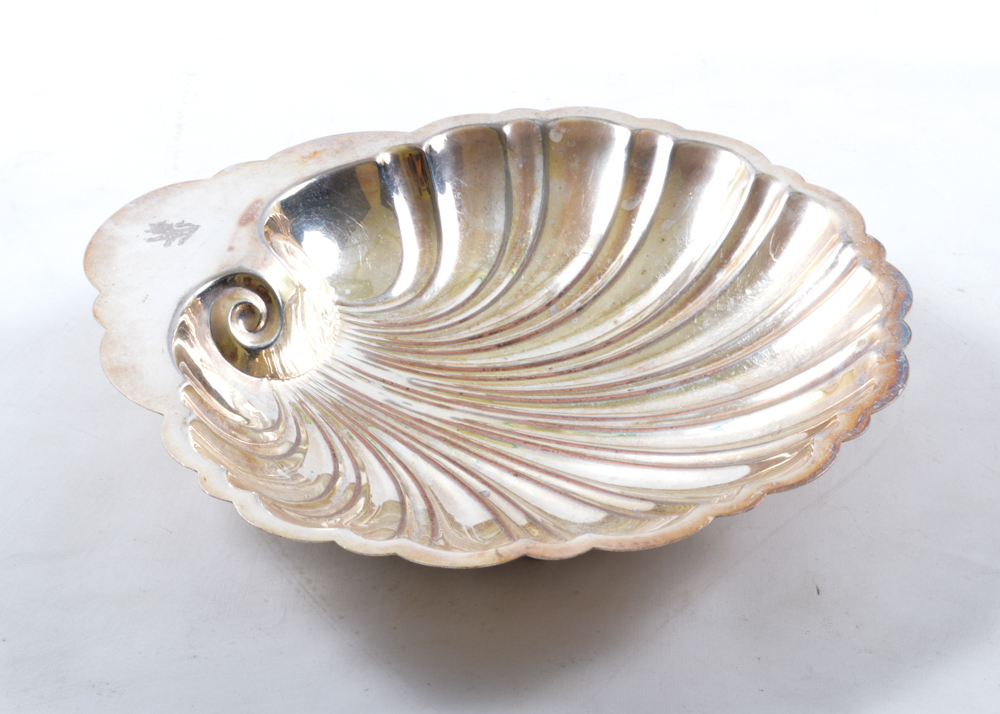 Silver Plated Shell Motif Serving Pieces