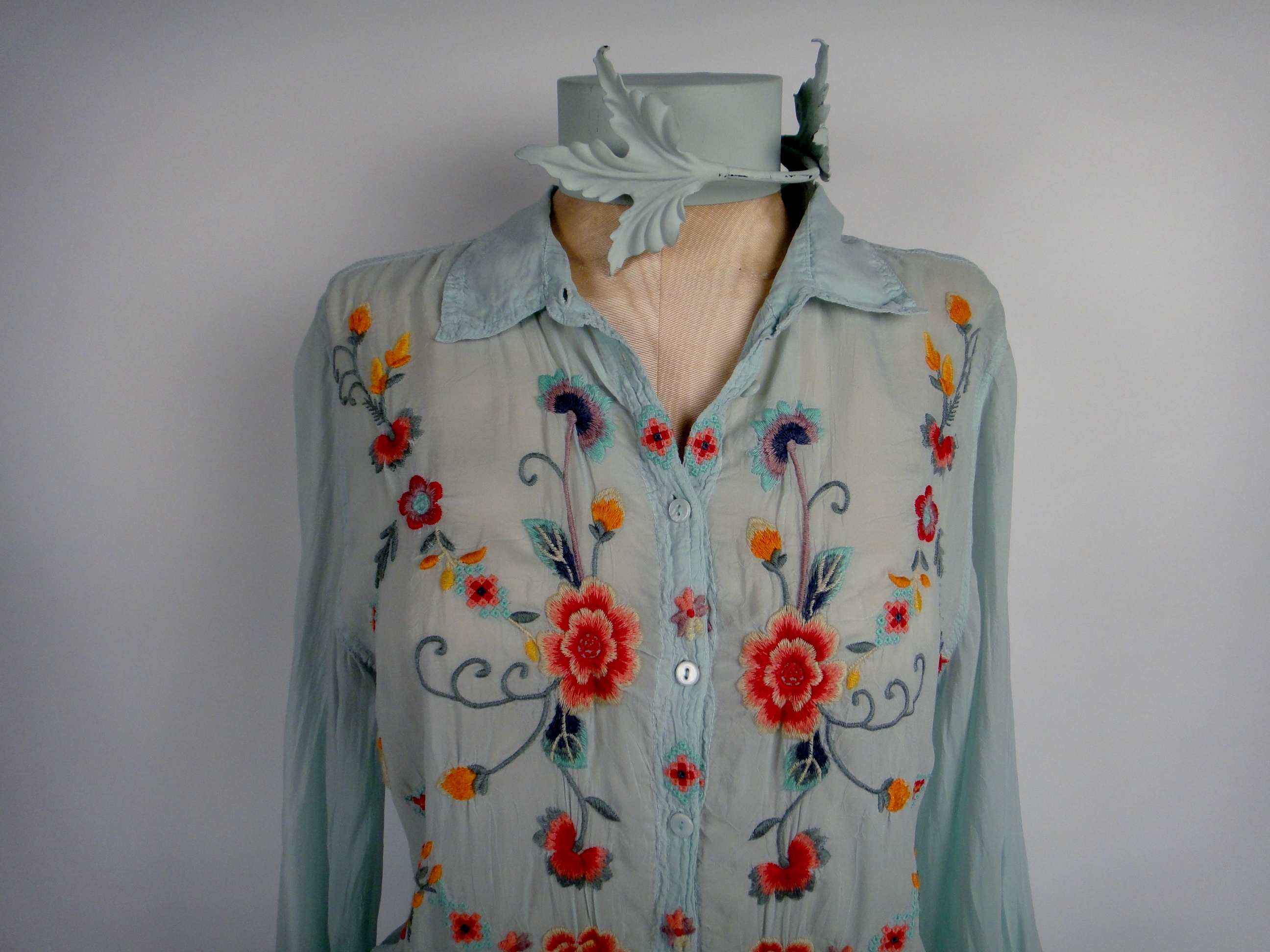 New Johnny Was Emroidered Vamina Blouse Size "S"