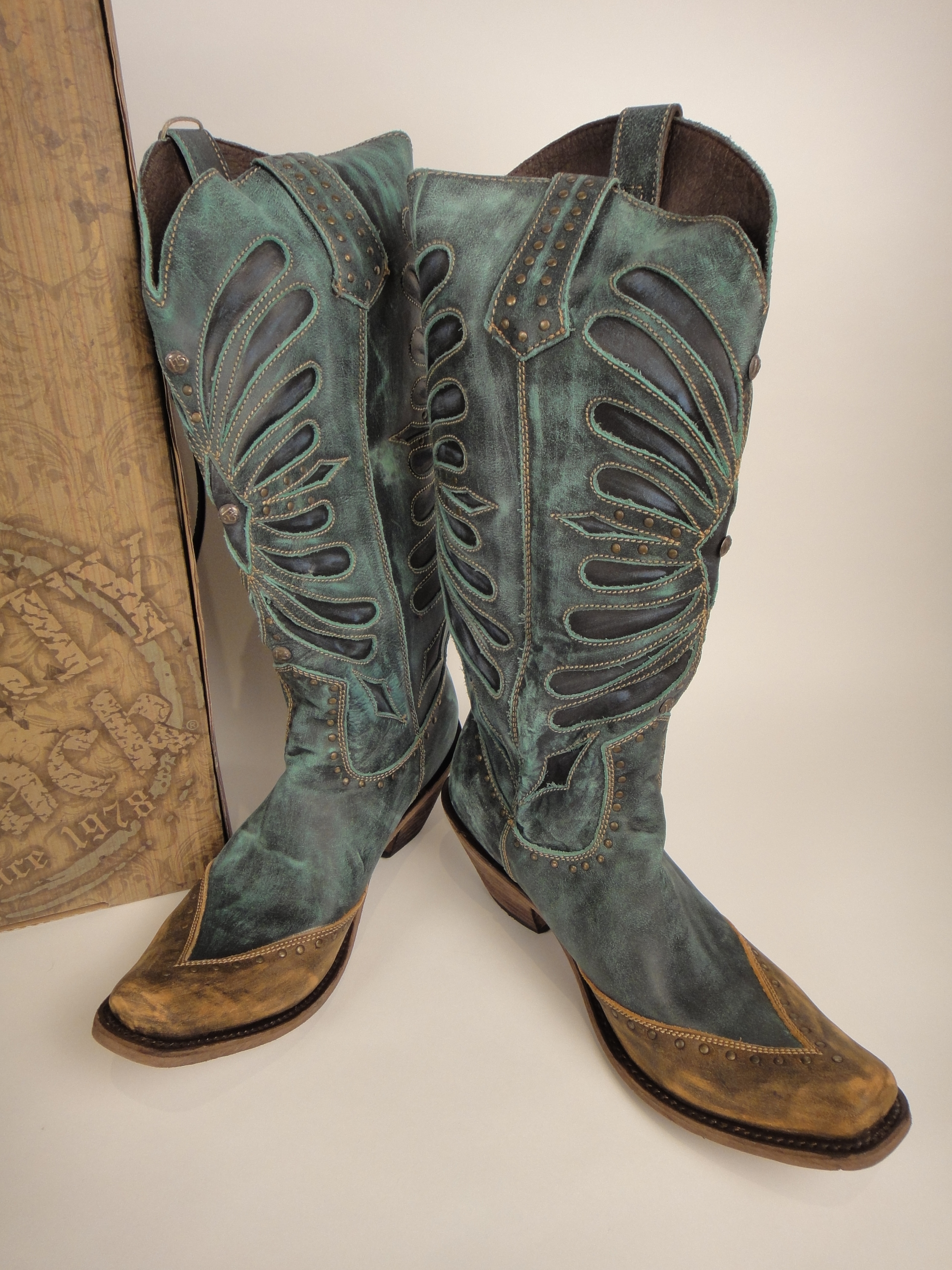 Women's Liberty Black Destressed Turquoise, Black Inlay Boots