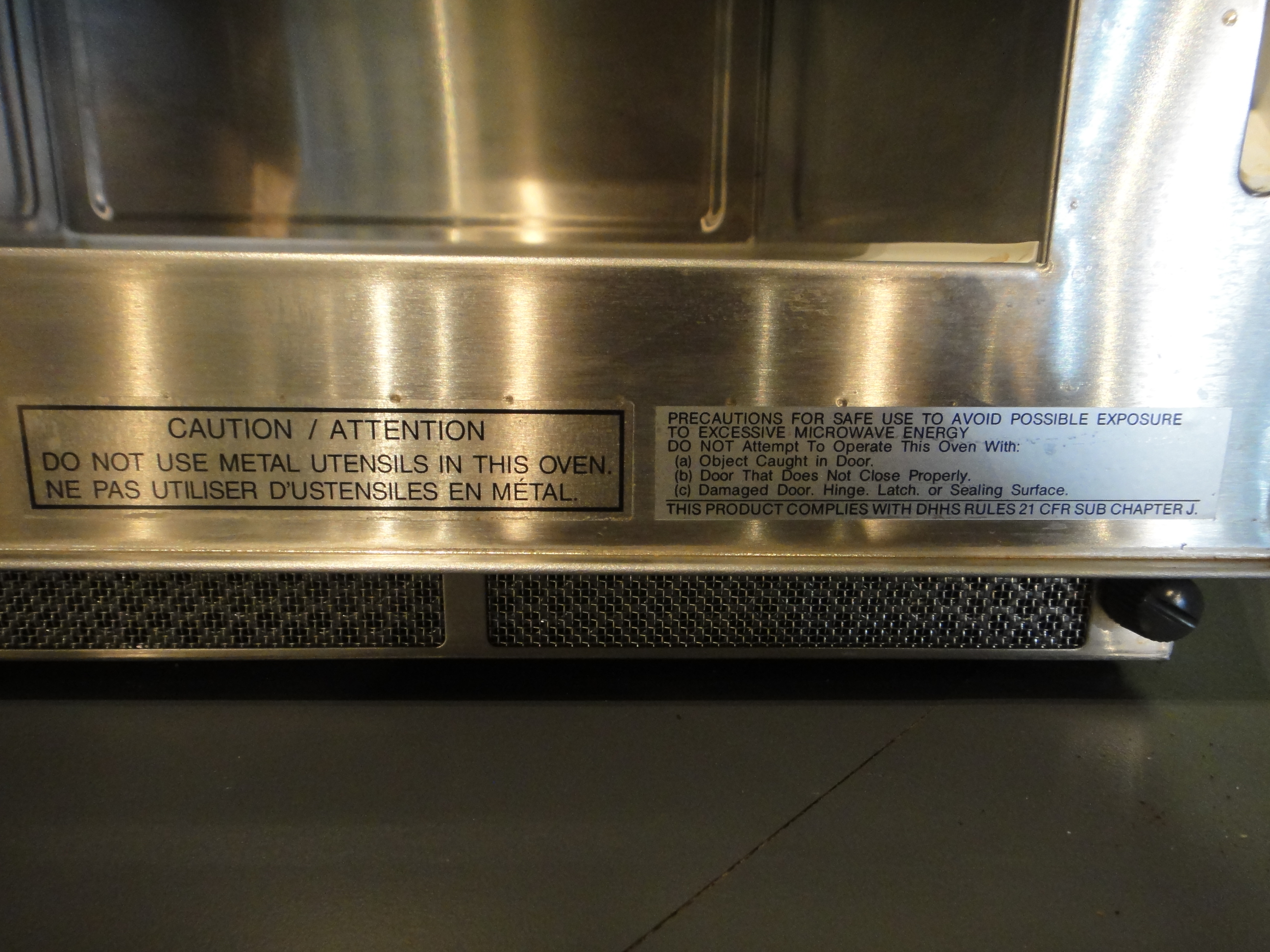 Panasonic Model No. NE-12523 Pro I Professional Microwave Oven