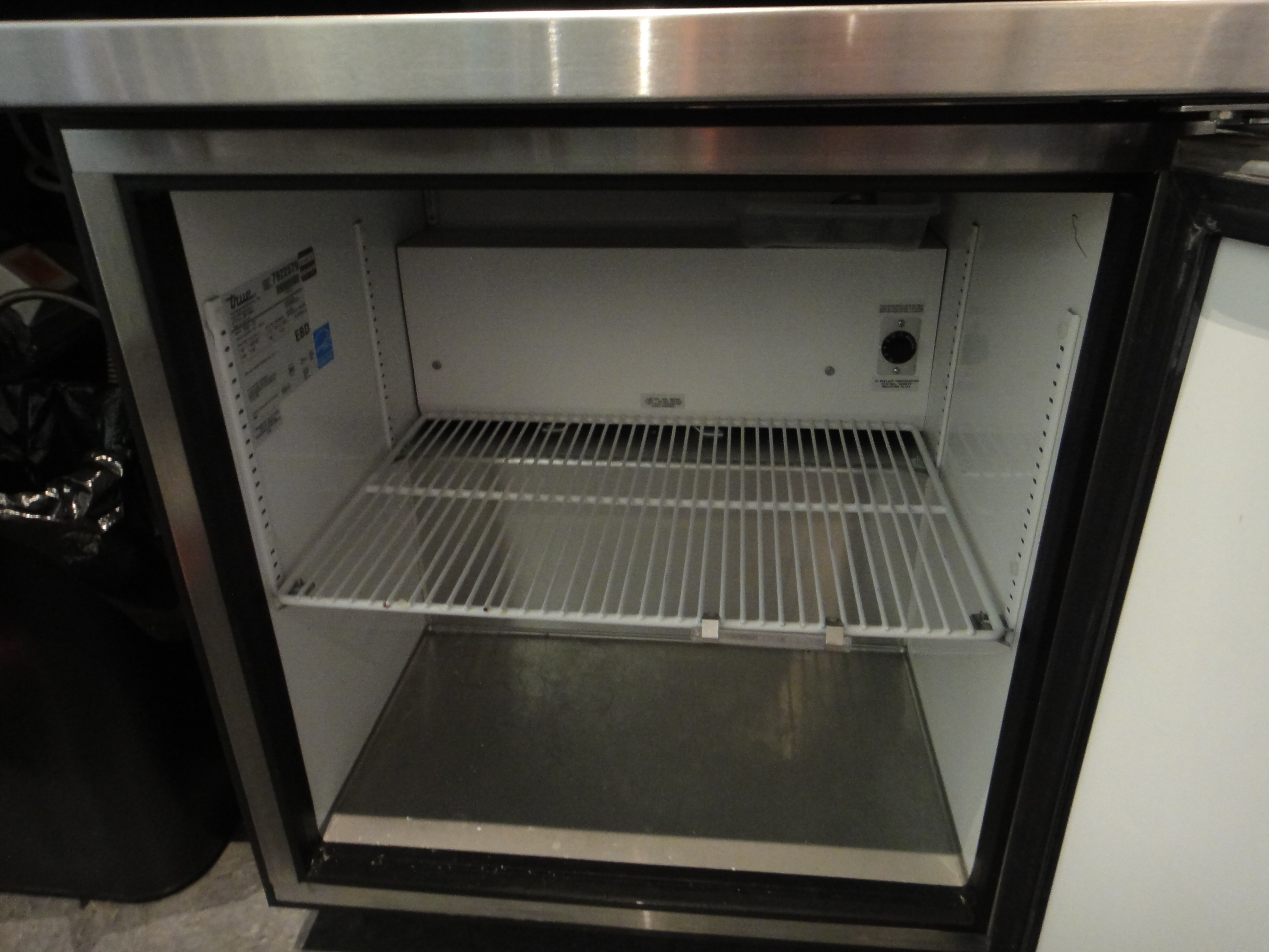 True Food Service Reach-in Undercounter Refrigerator