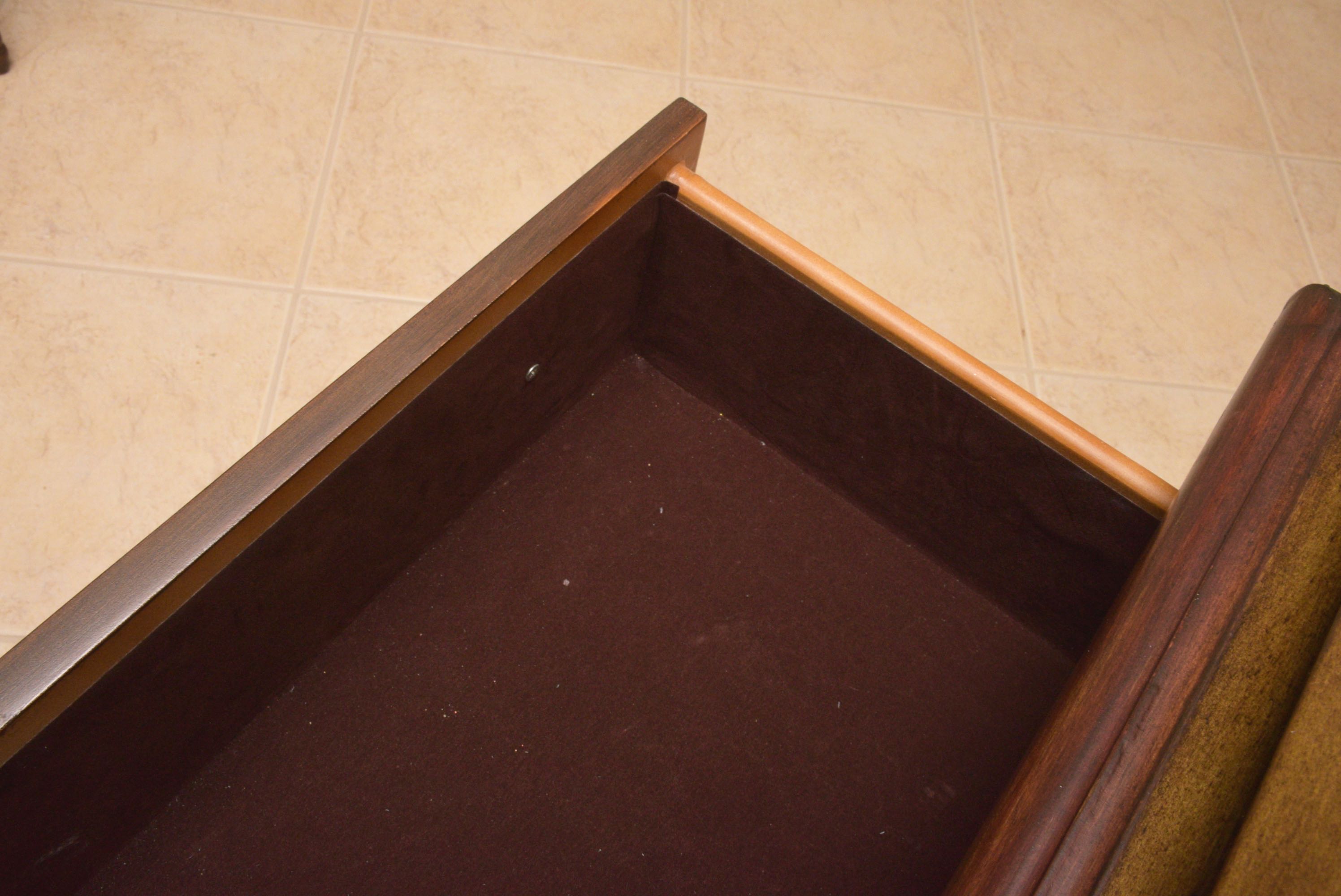 Small Secretary Desk with Hutch