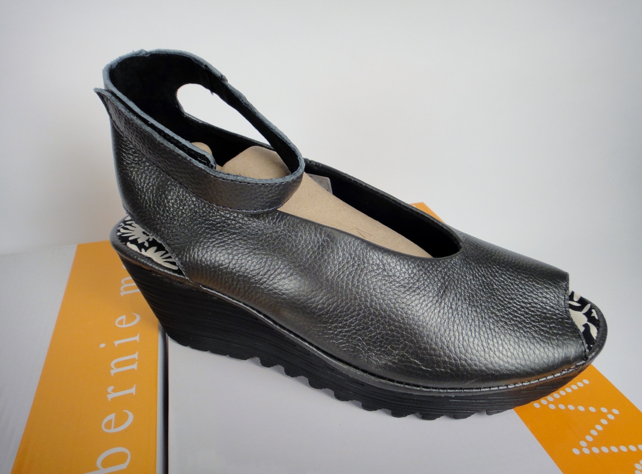 Three Pair of Lady's New Bernie Mew Shoes Size "9"