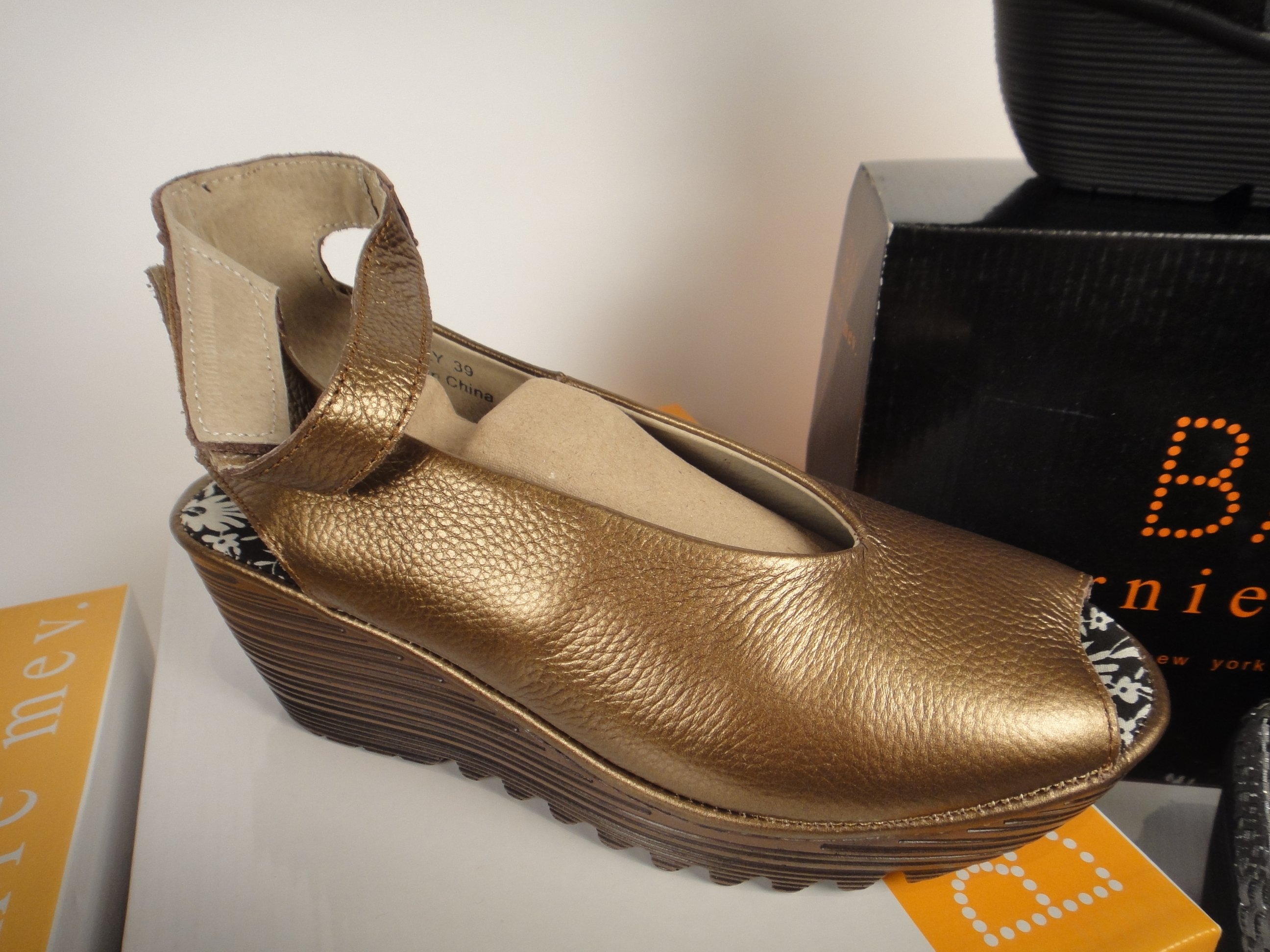 Four Pair of Lady's New Bernie Mev Shoes Size "8.5"