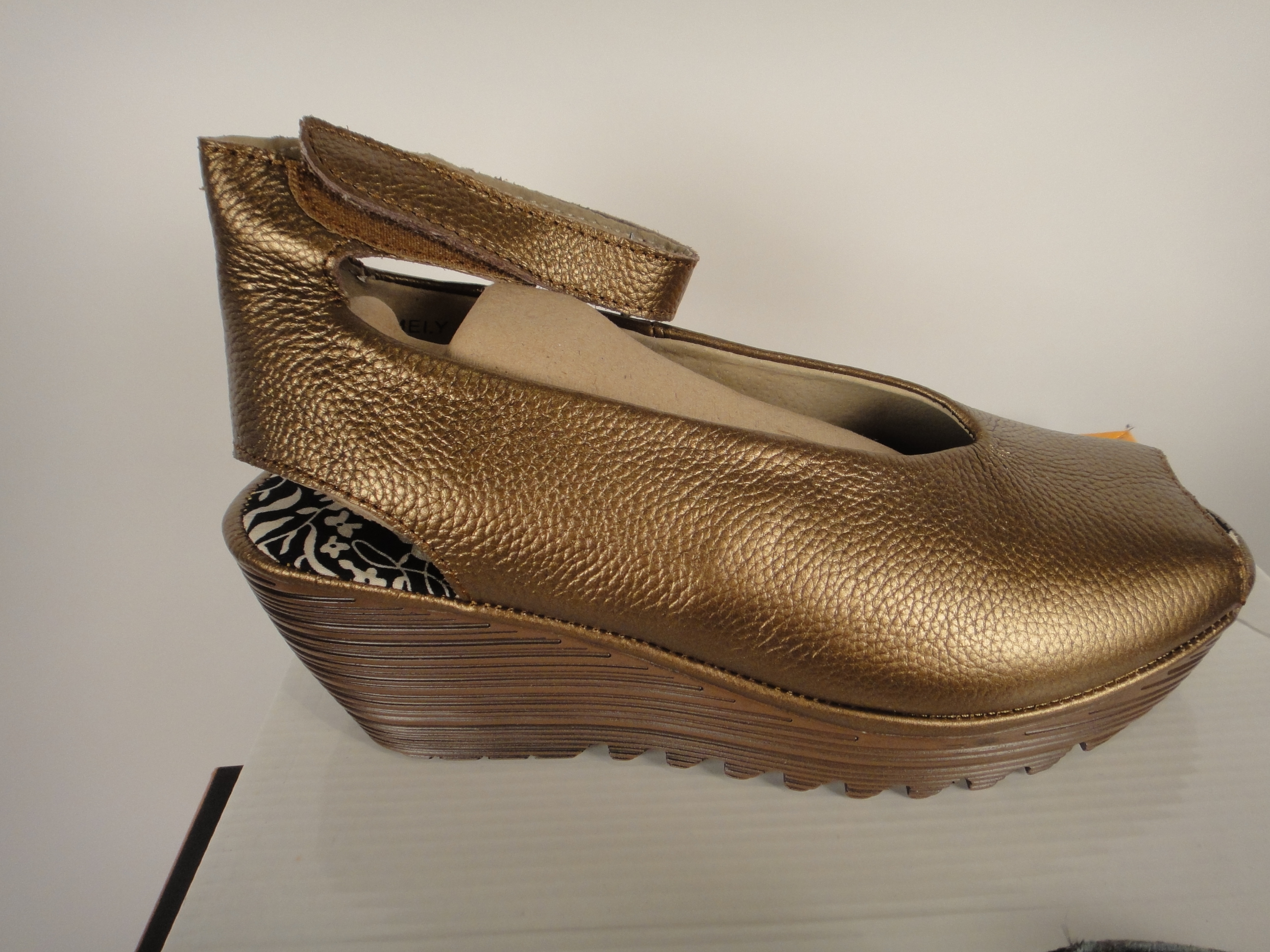 New Liberty Black Boots and Bernie Mev Shoes Size "9"