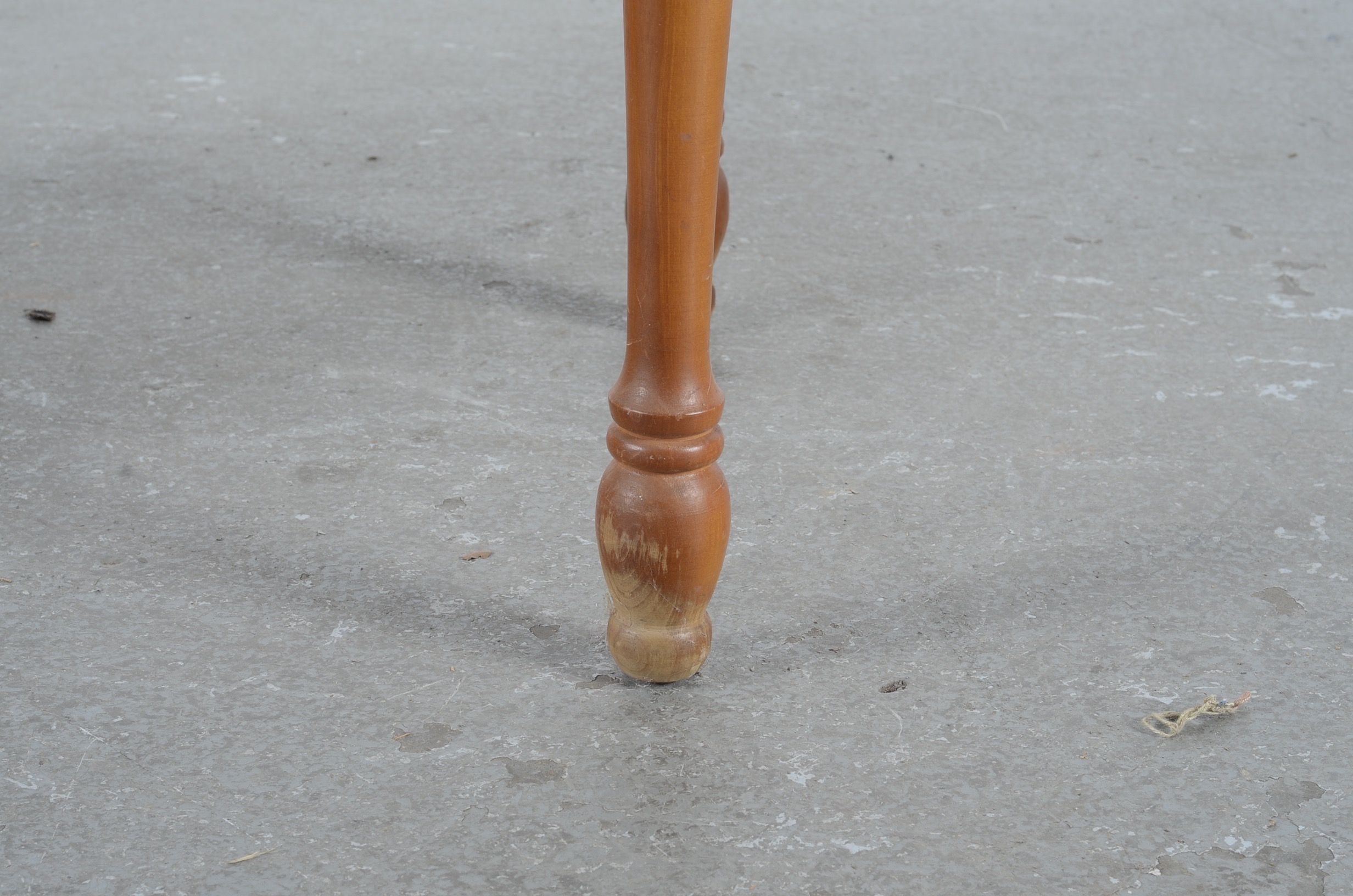 Built-in Singer Sewing Machine and Table