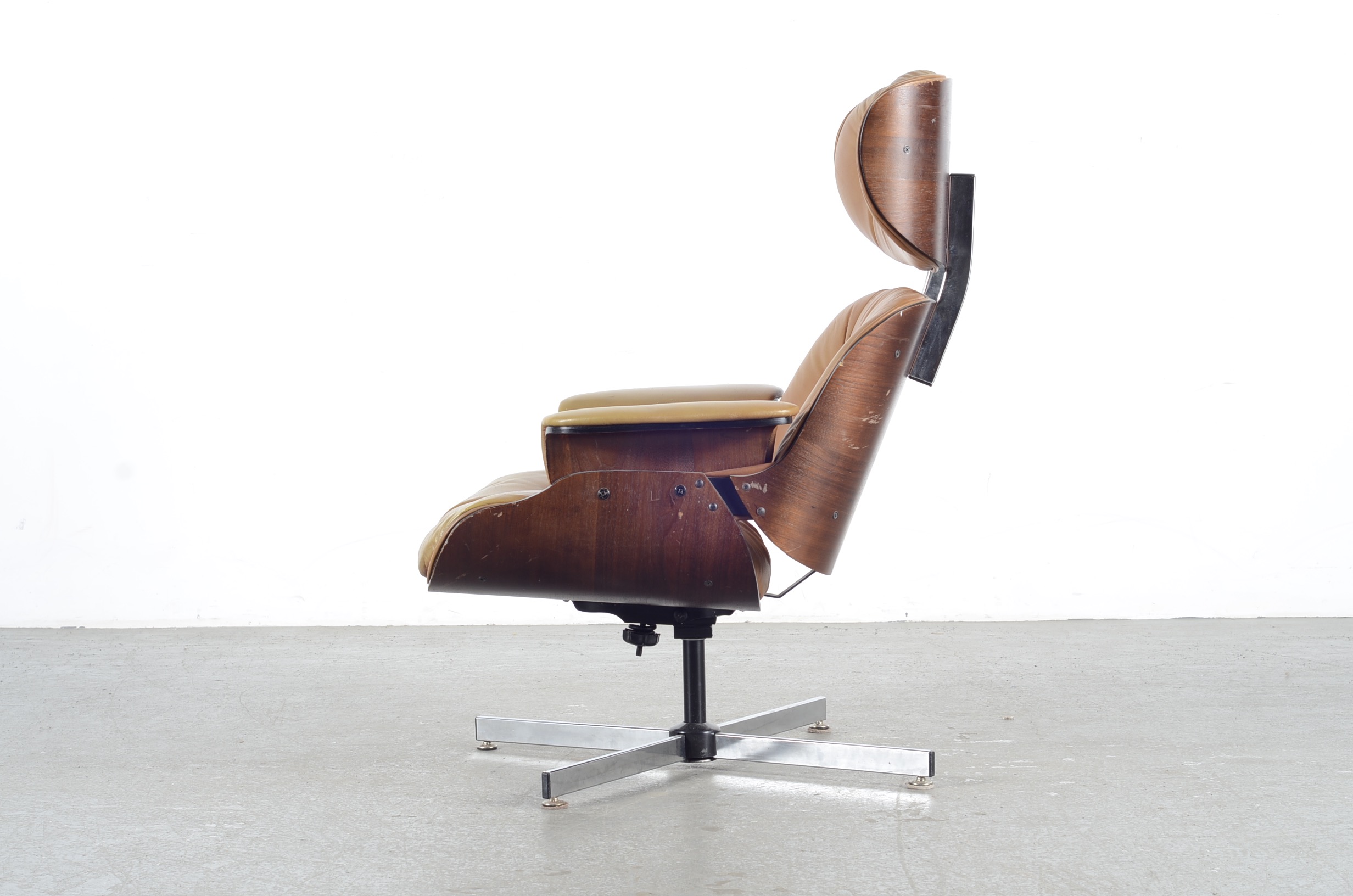 Eames Style Lounge and Ottoman Chair
