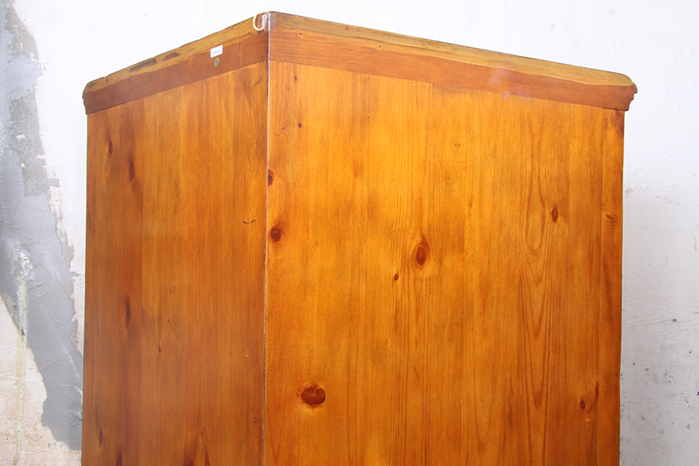 Pine Double Door Short Corner Cabinet