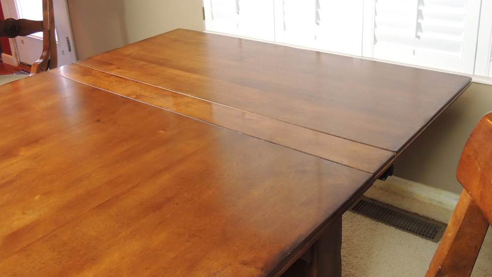 Kincaid Dining Table and Six Chairs