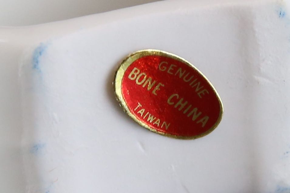 Bone China Shell Napkin Rings and Lenox China Dove Dish