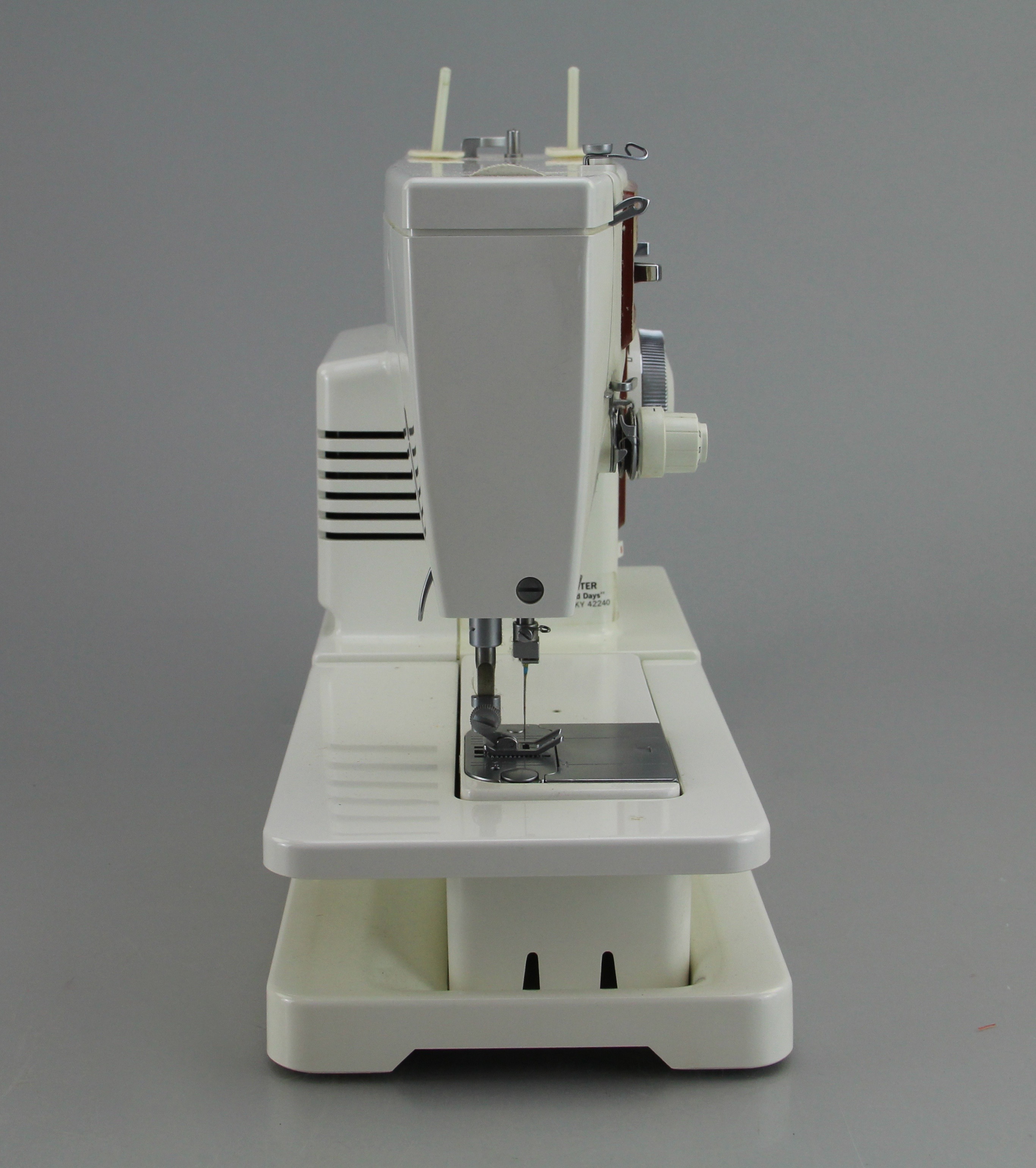 Vintage 1979 Zig-Zag Singer Sewing Machine