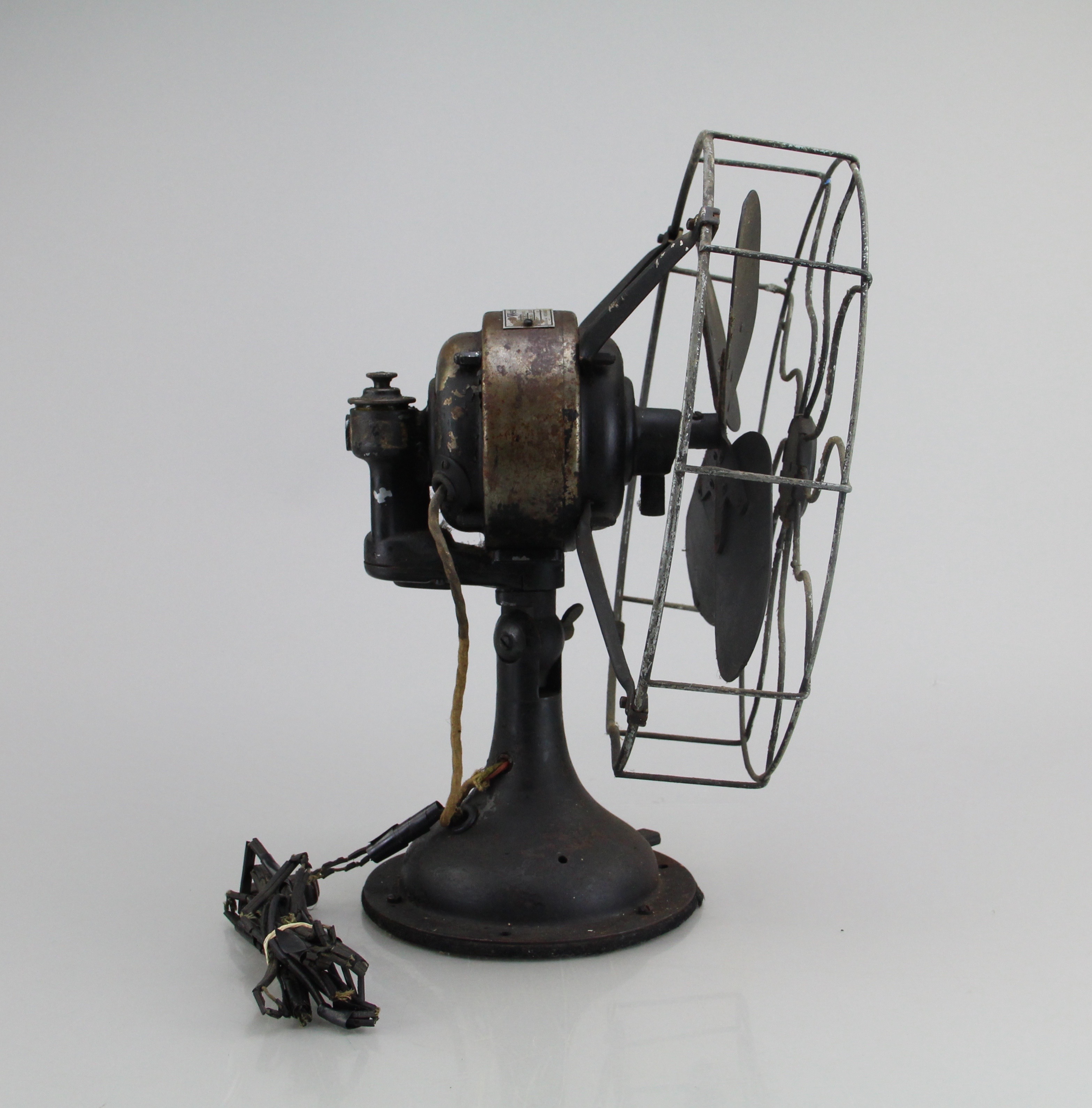 Westinghouse Vintage Oscillating Black Metal Desk Fan