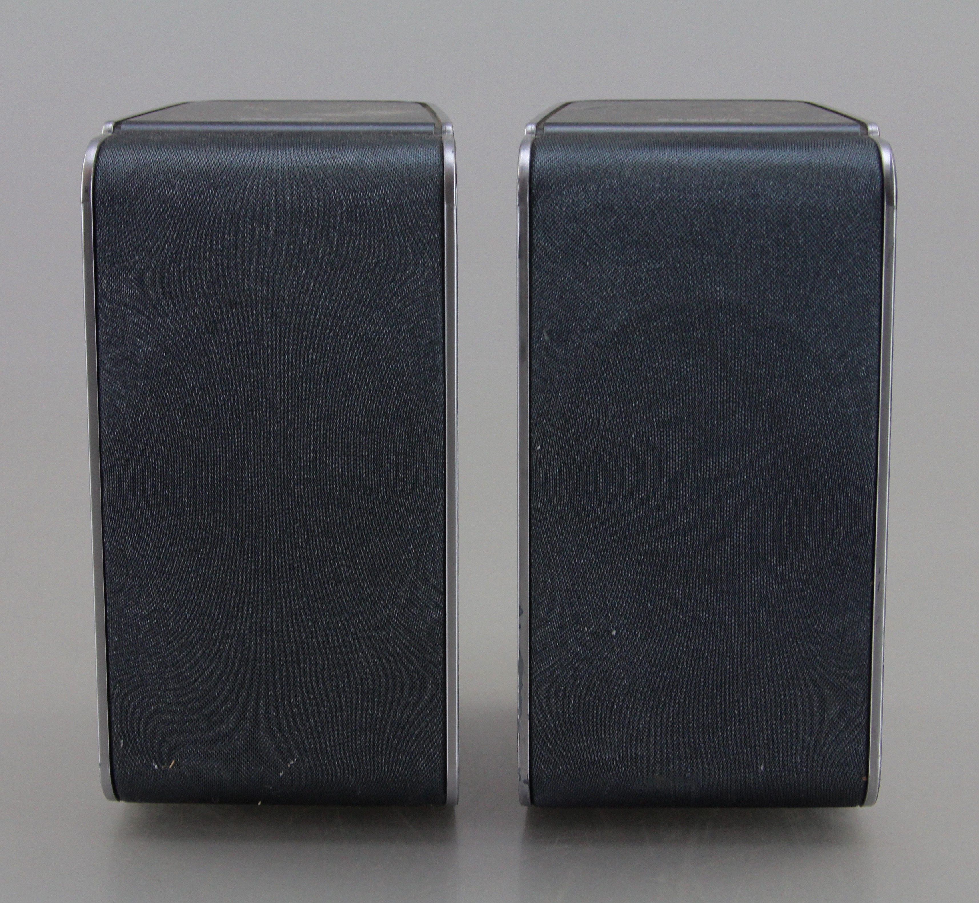 RCA RTD170 DVD Home Theater System with Surround Sound Speakers