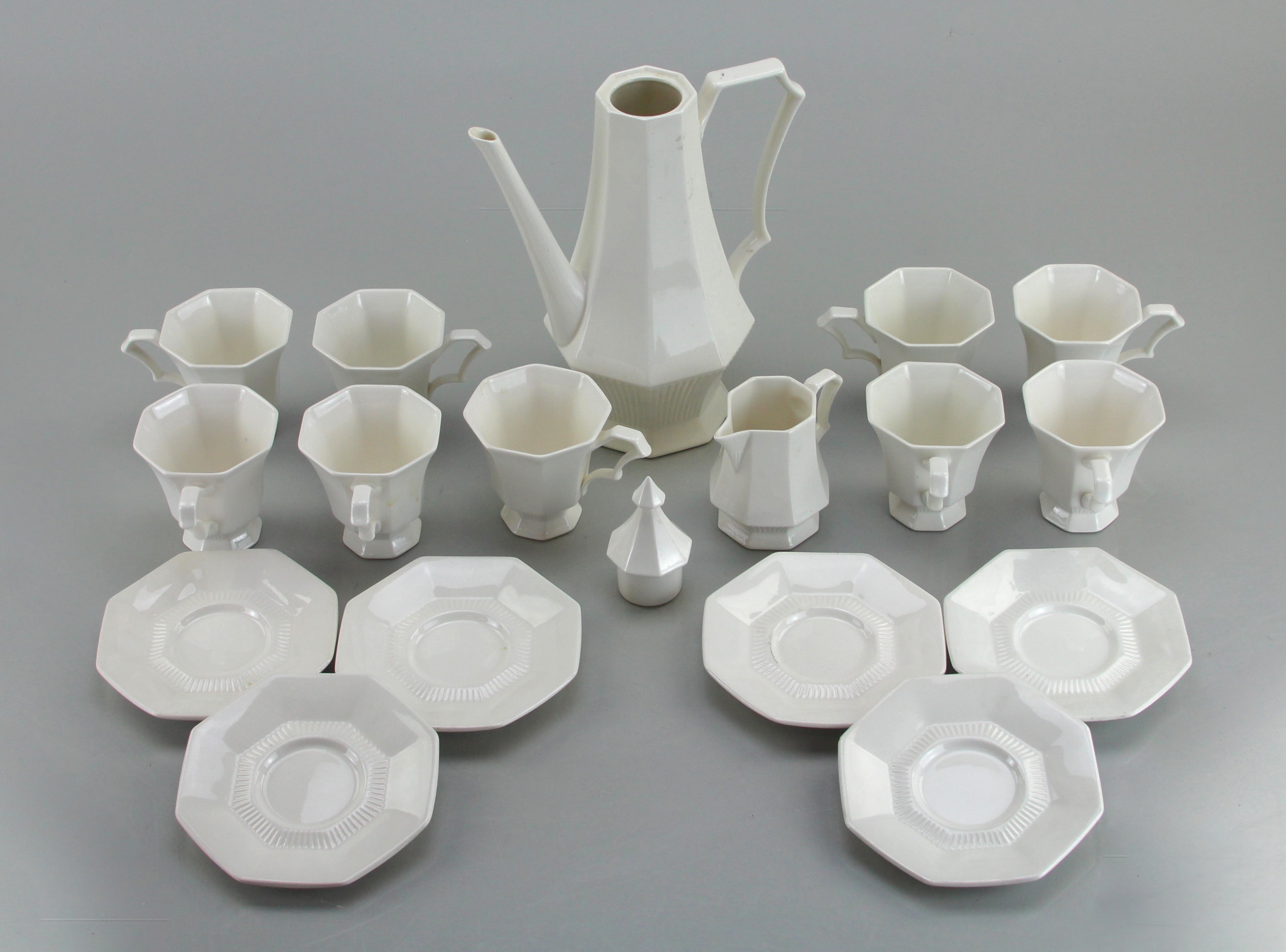 Nikko Classic Collection Ceramic Tea Set