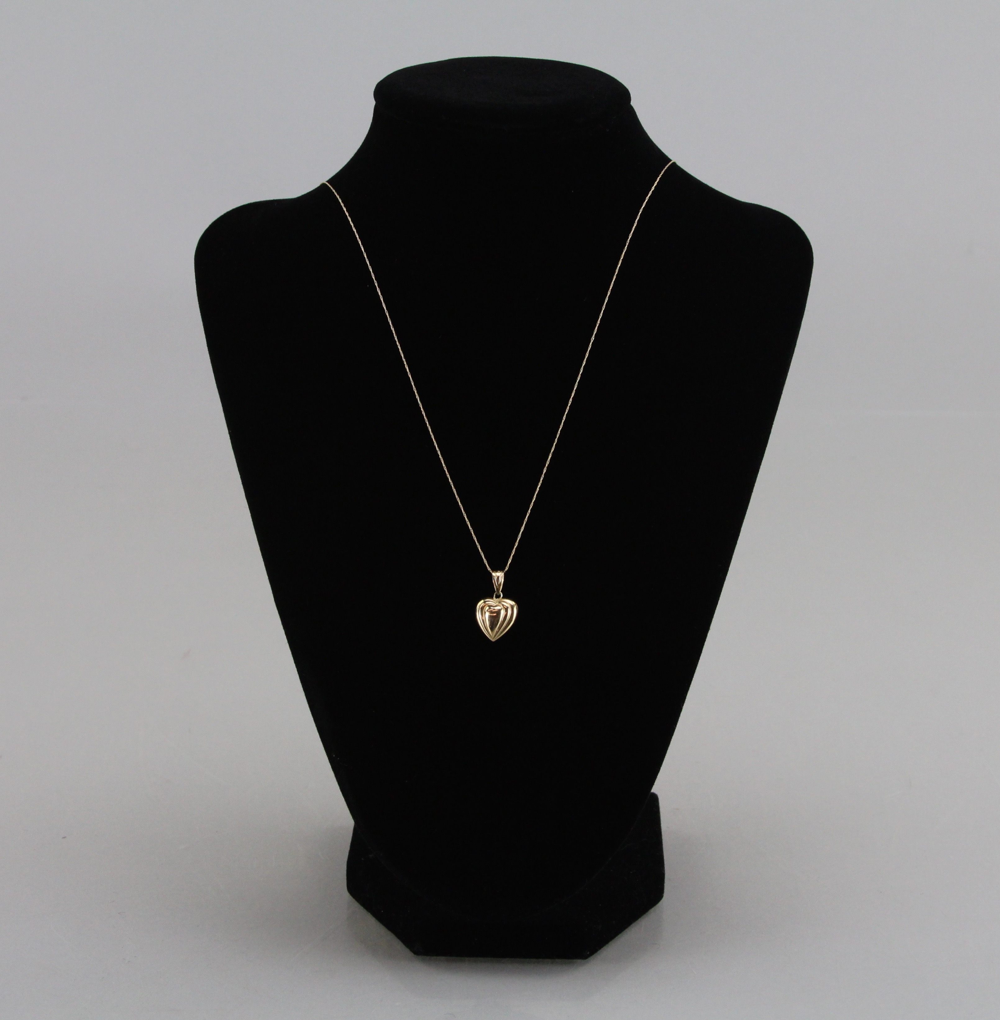 14K Golden Heart Pendant Necklace With Thin Chain