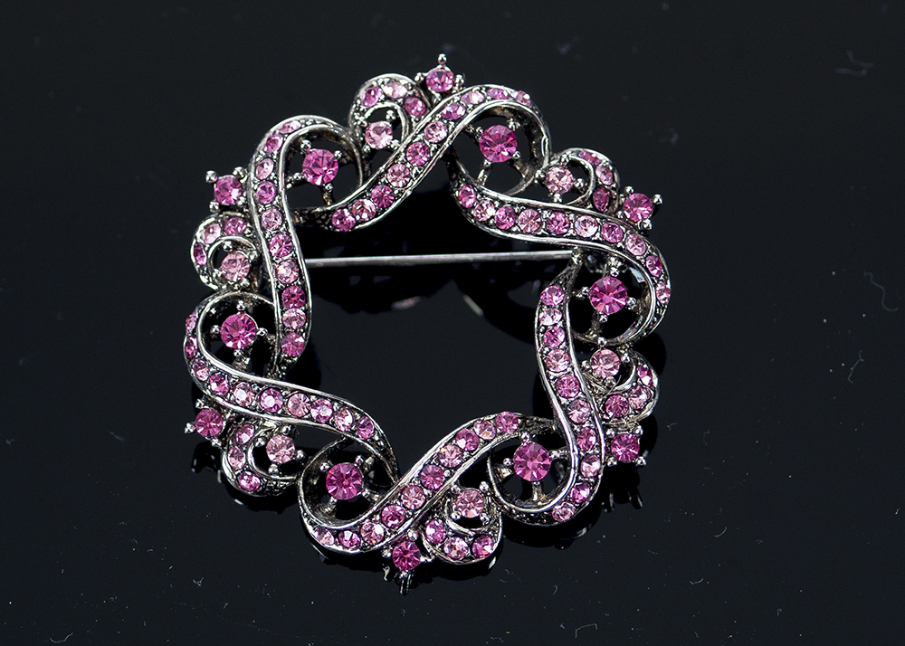 Vintage Costume Brooches