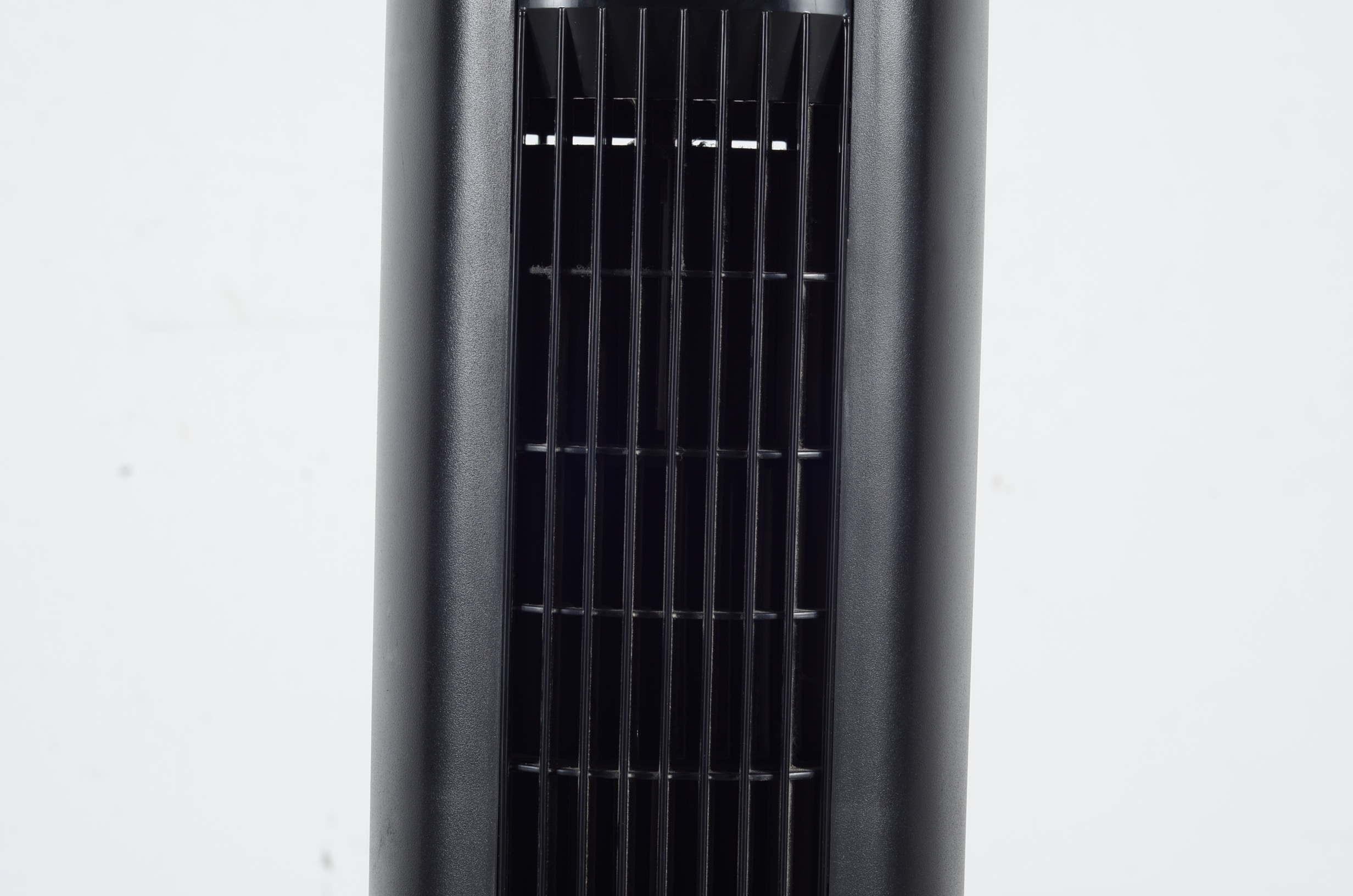 Aloha Breeze Black Oscillating 32" Three Speed Floor Tower Fan