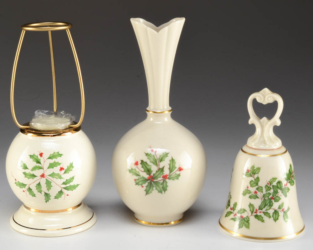 Lenox "Holiday" Dinnerware Collection