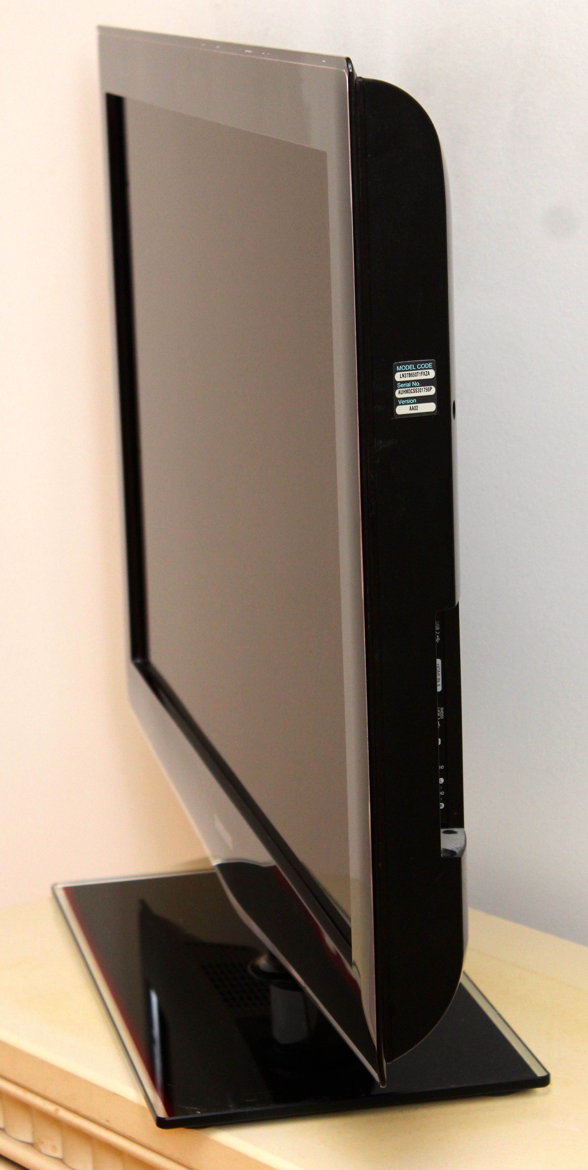 Samsung 36 inch TV with Remote