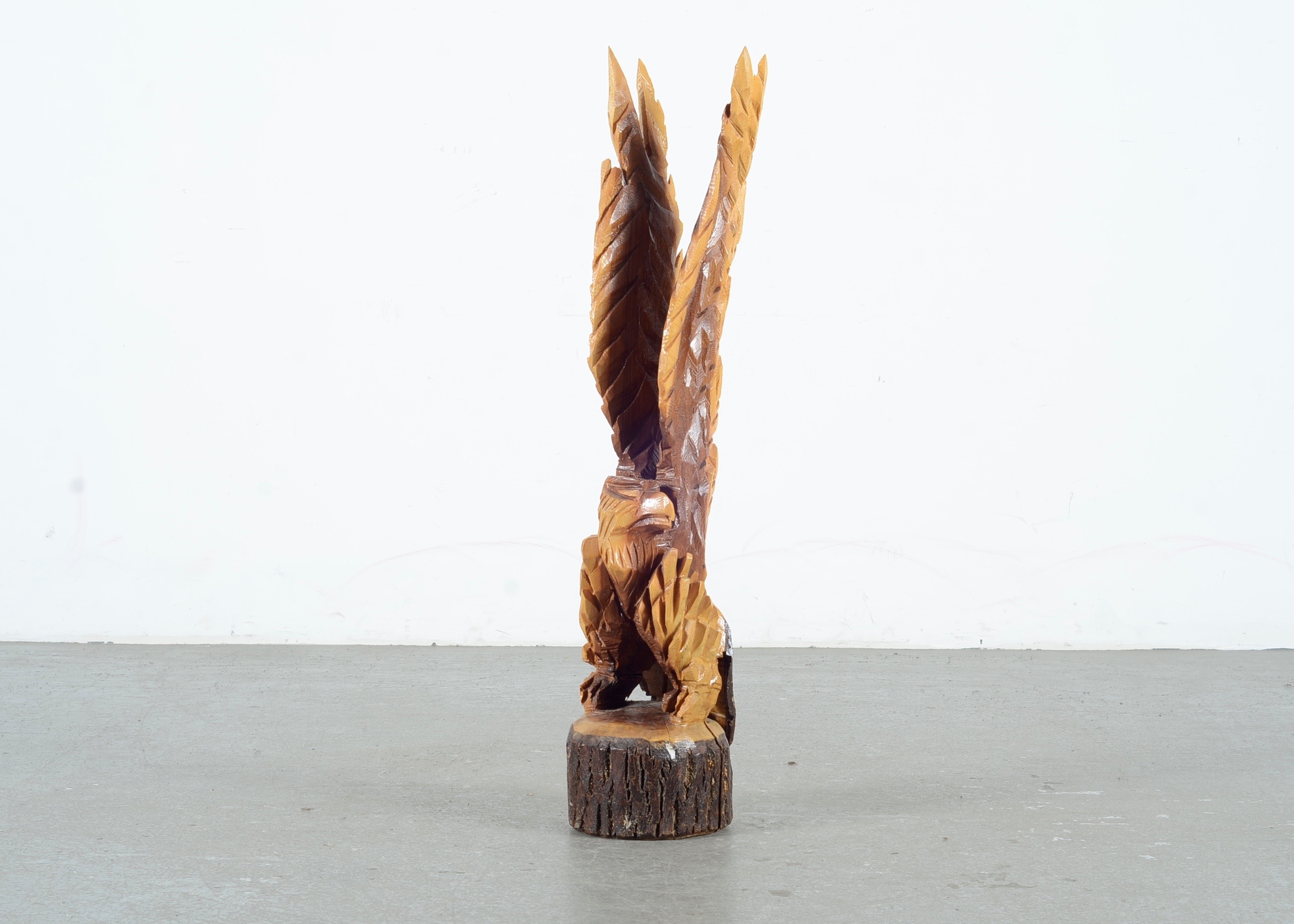 Chainsaw Carved Eagle Sculpture