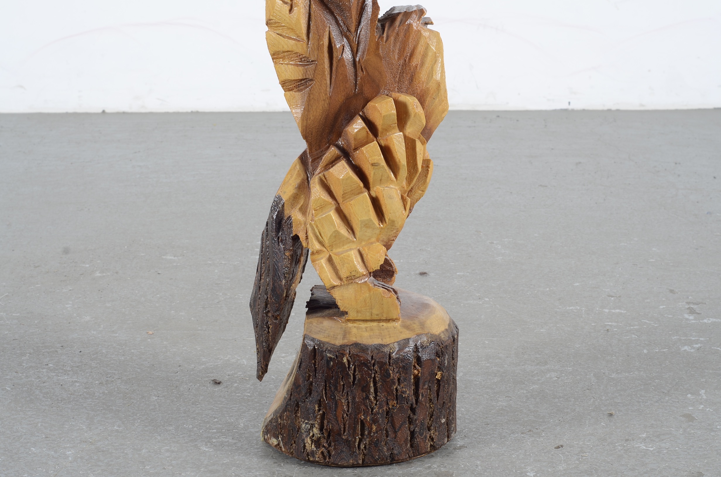 Chainsaw Carved Eagle Sculpture