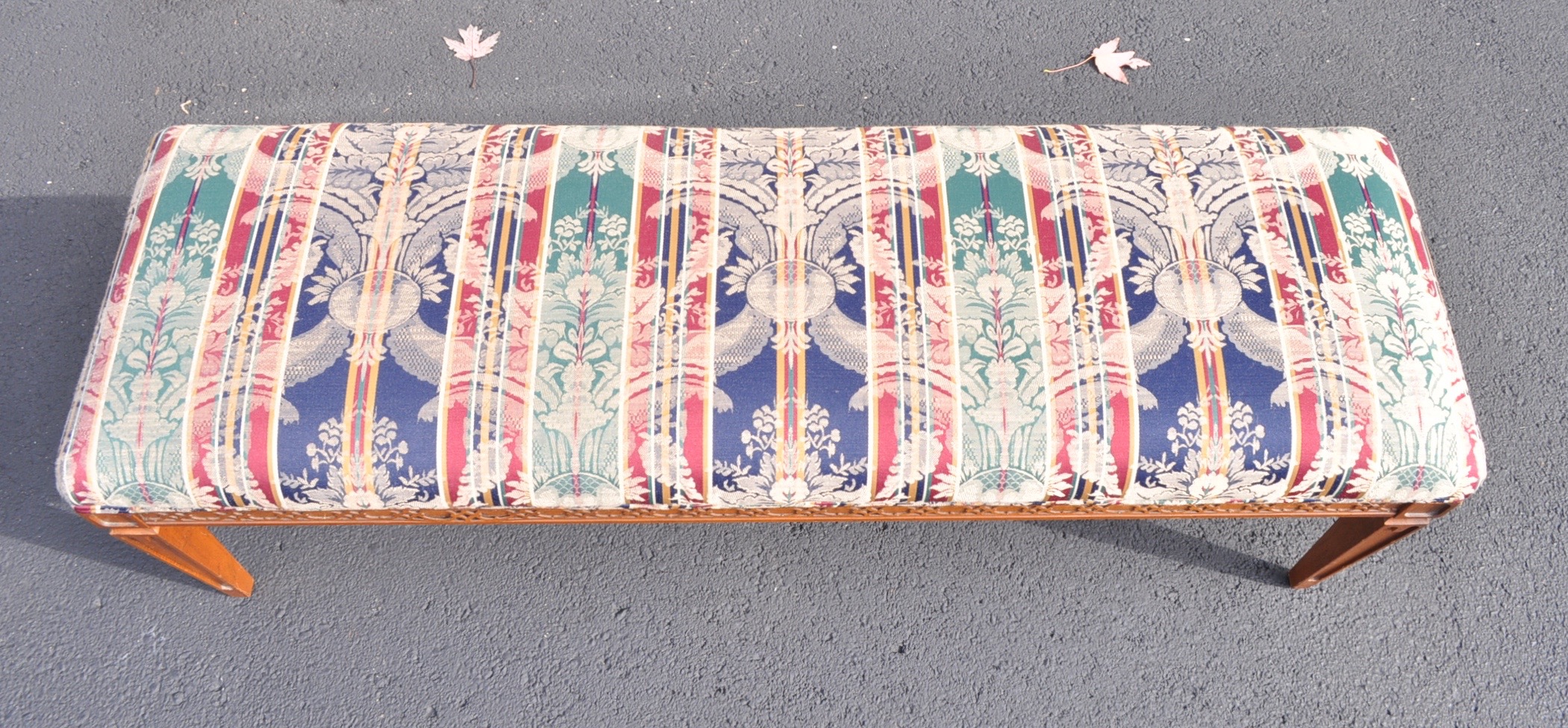 Hepplewhite Style Bench