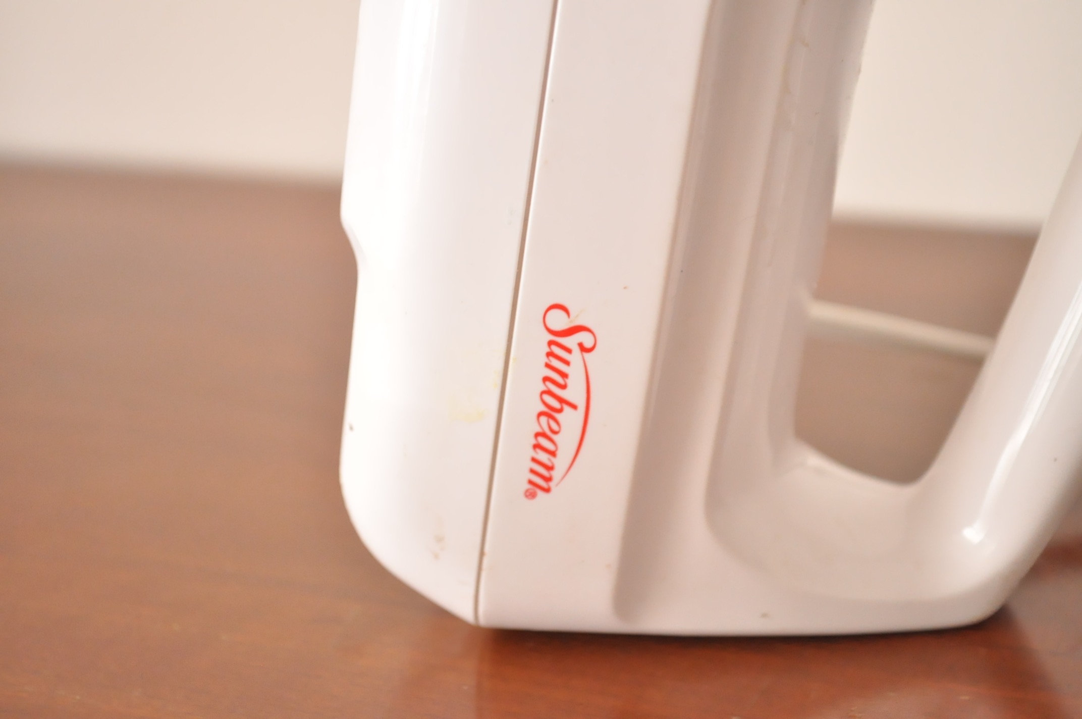 Pans with Lids, Mixing Bowls and Mixer