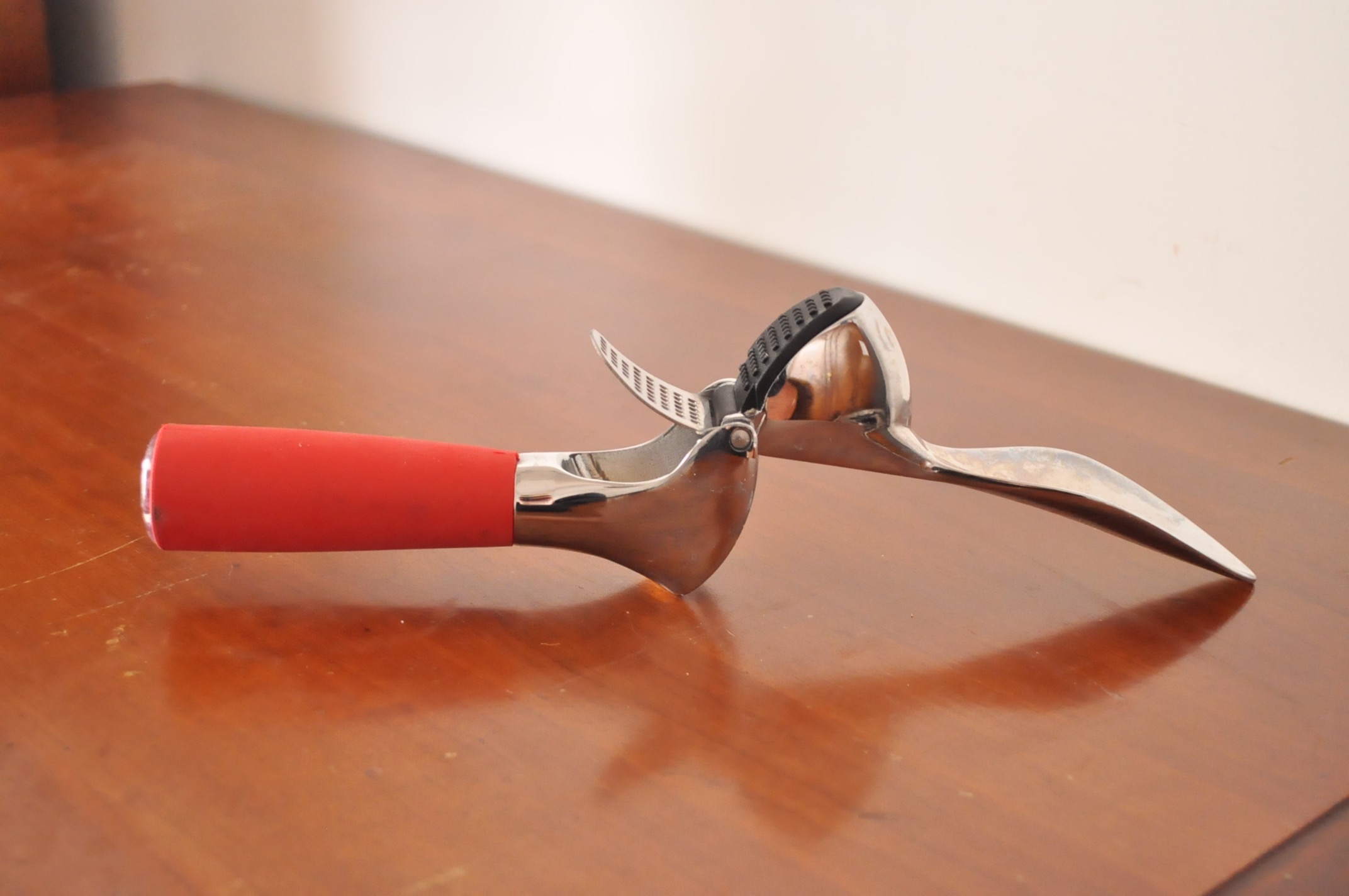 Pans with Lids, Mixing Bowls and Mixer