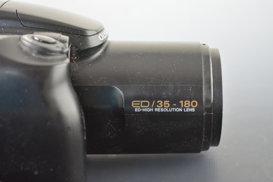 Olympus iS-3 DLX SLR Camera