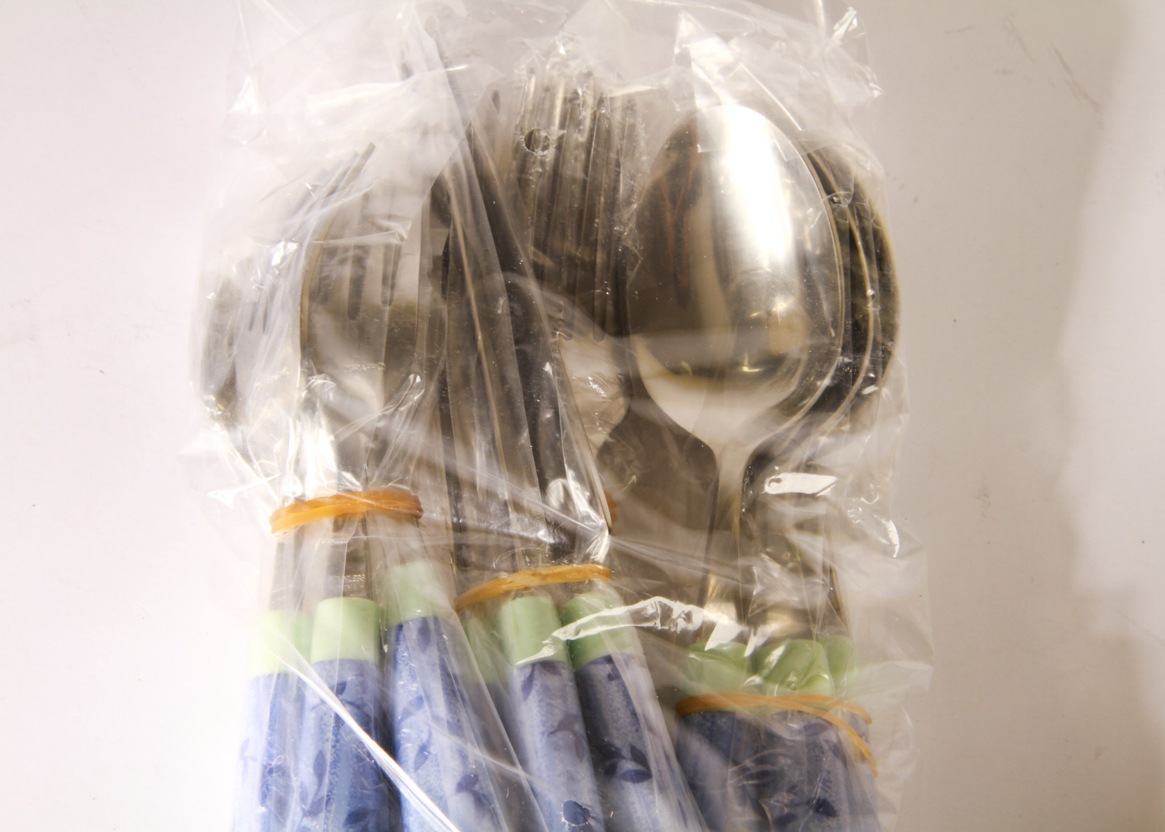 Pfaltzgraff 20 Piece Stainless Steel Flatware