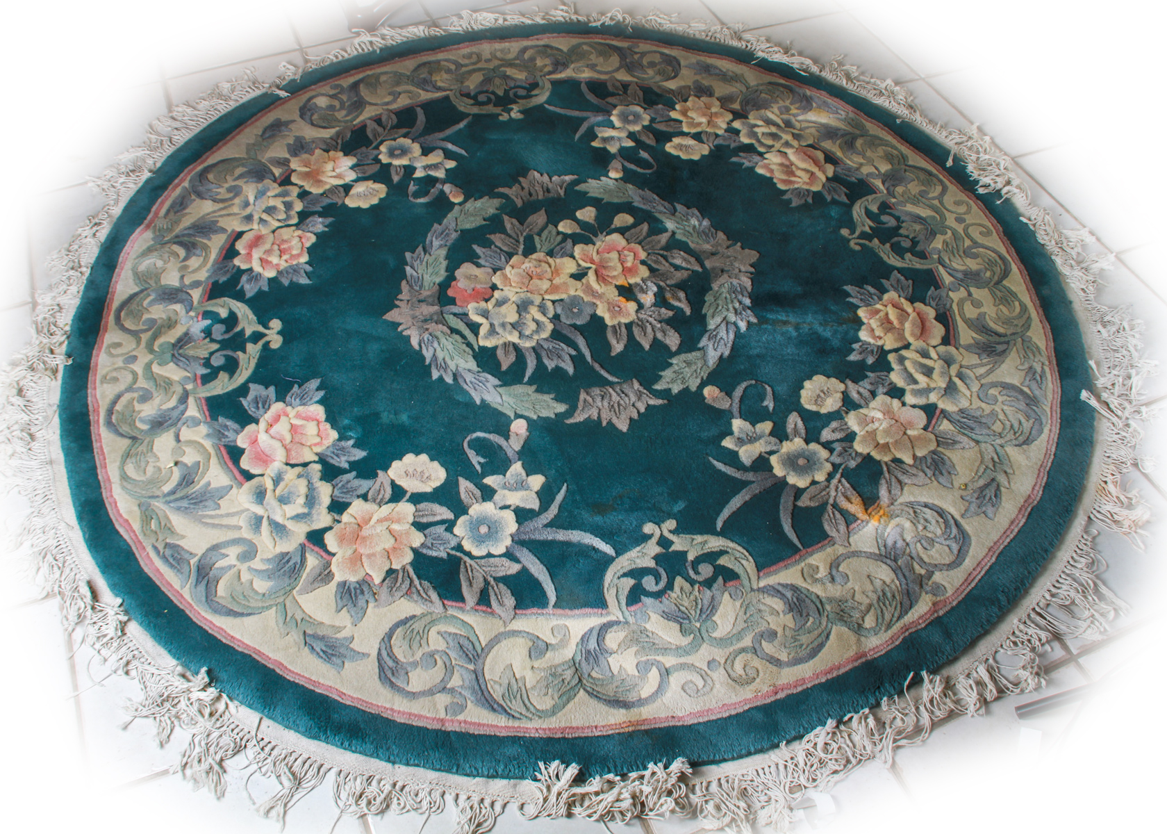 Floral Pattern Hand Woven Round Area Rug