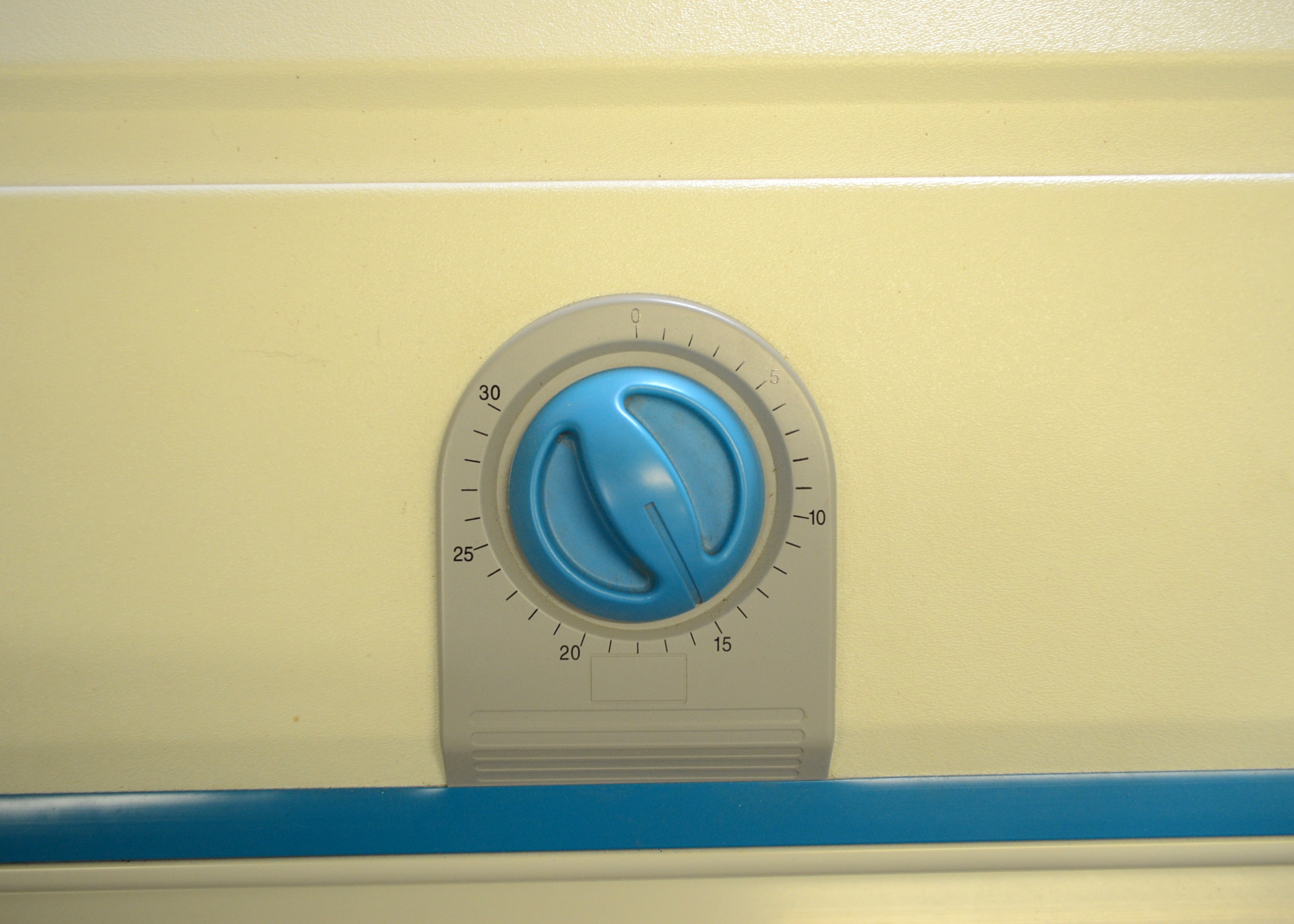 Sunquest Pro 16 SE Tanning Bed