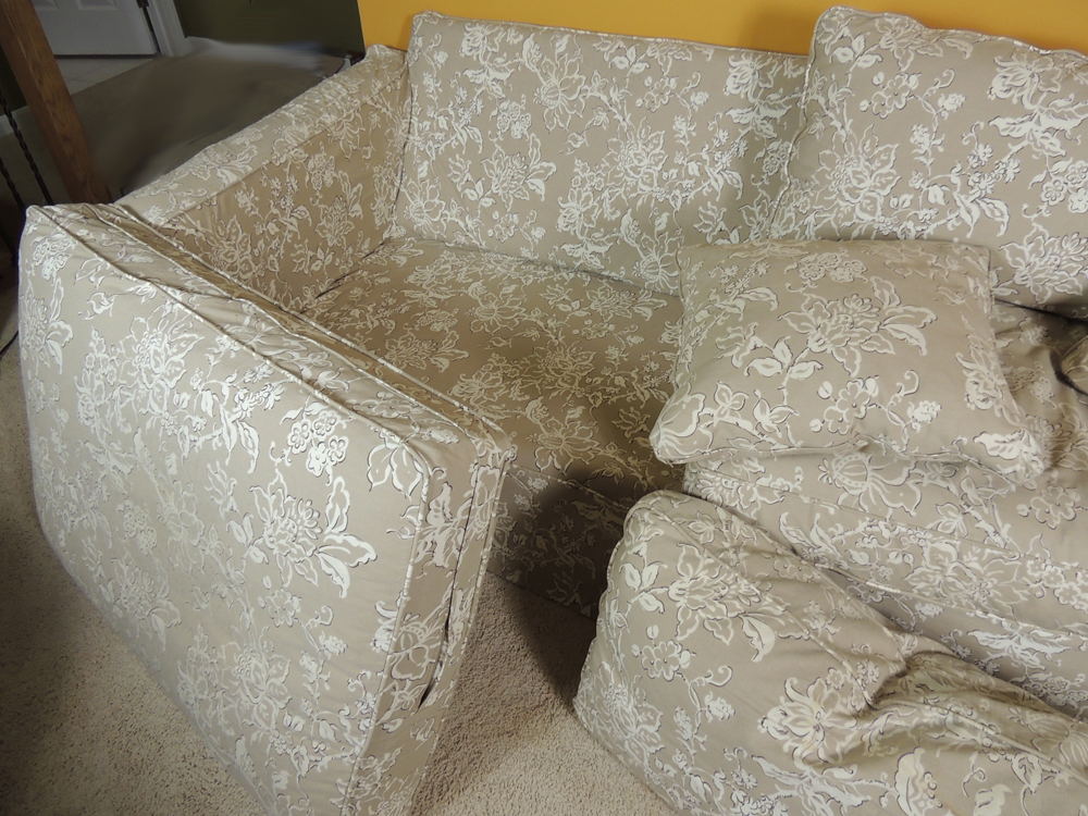 Arhuas Camden Collection Sofa