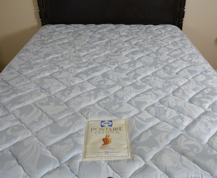 Sealy Posturepedic Full "Posture Premier" Mattress and Box