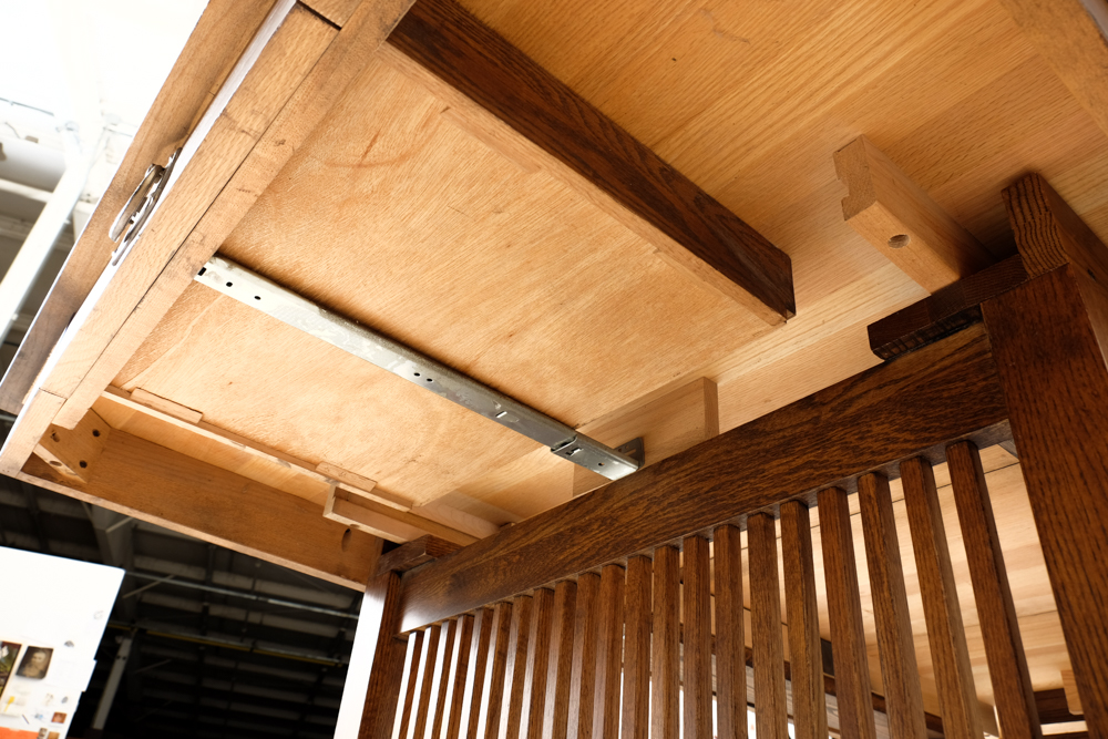 Frank Lloyd Wright - Prairie Style Oak Table and Six Chairs