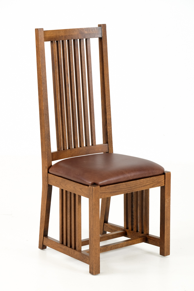 Frank Lloyd Wright - Prairie Style Oak Table and Six Chairs