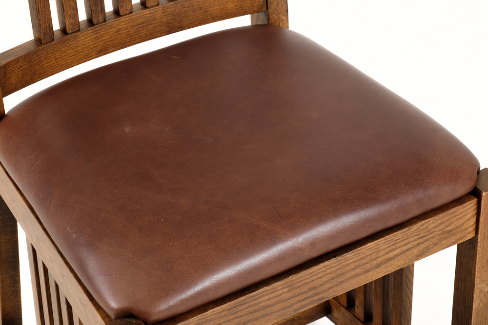 Frank Lloyd Wright - Prairie Style Oak Table and Six Chairs