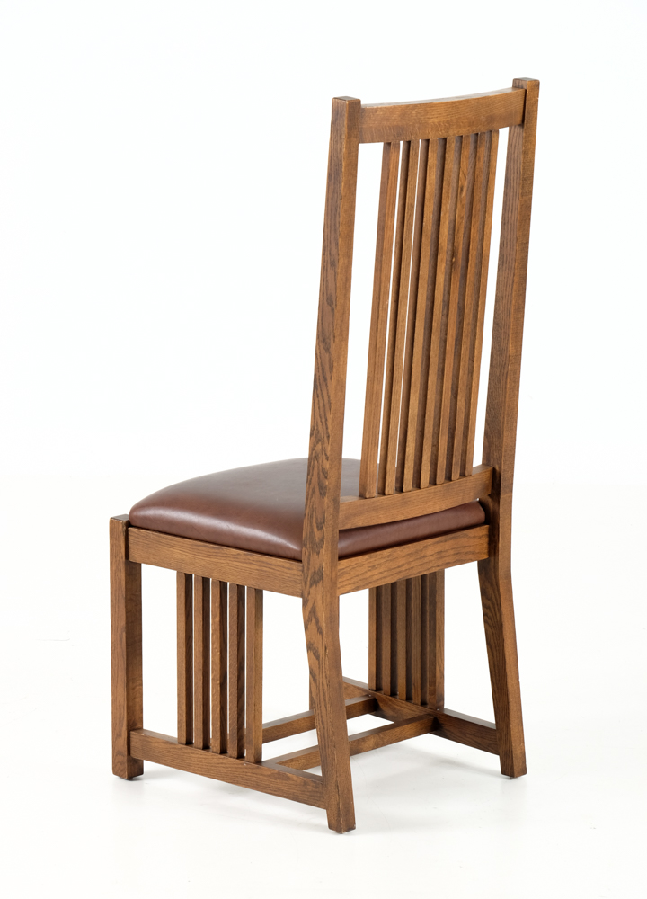 Frank Lloyd Wright - Prairie Style Oak Table and Six Chairs