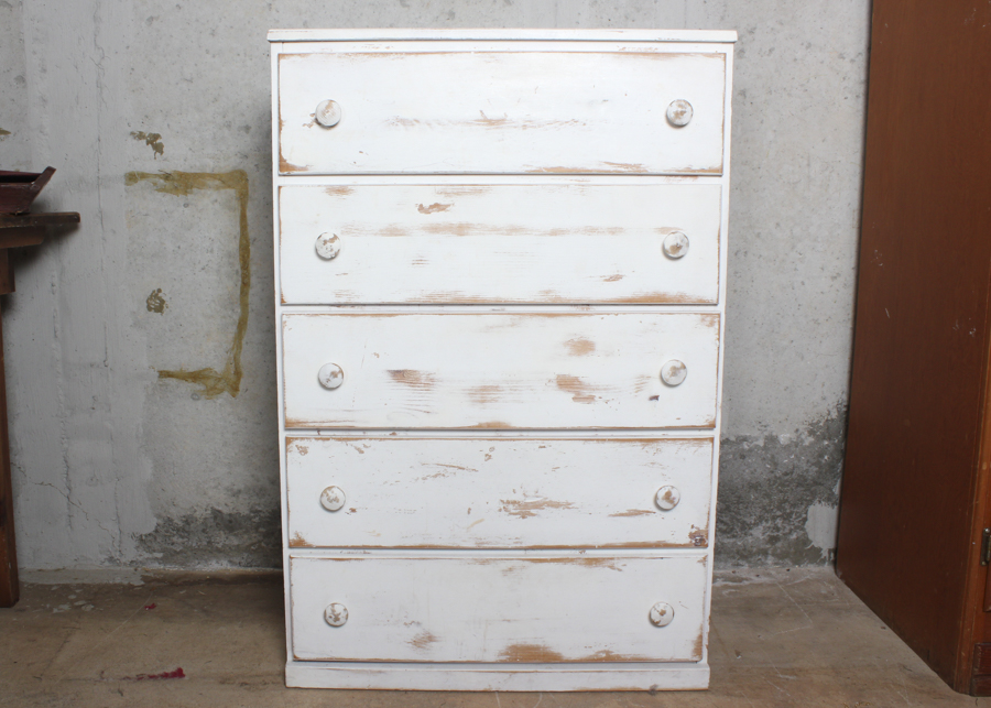 White Wood Chest