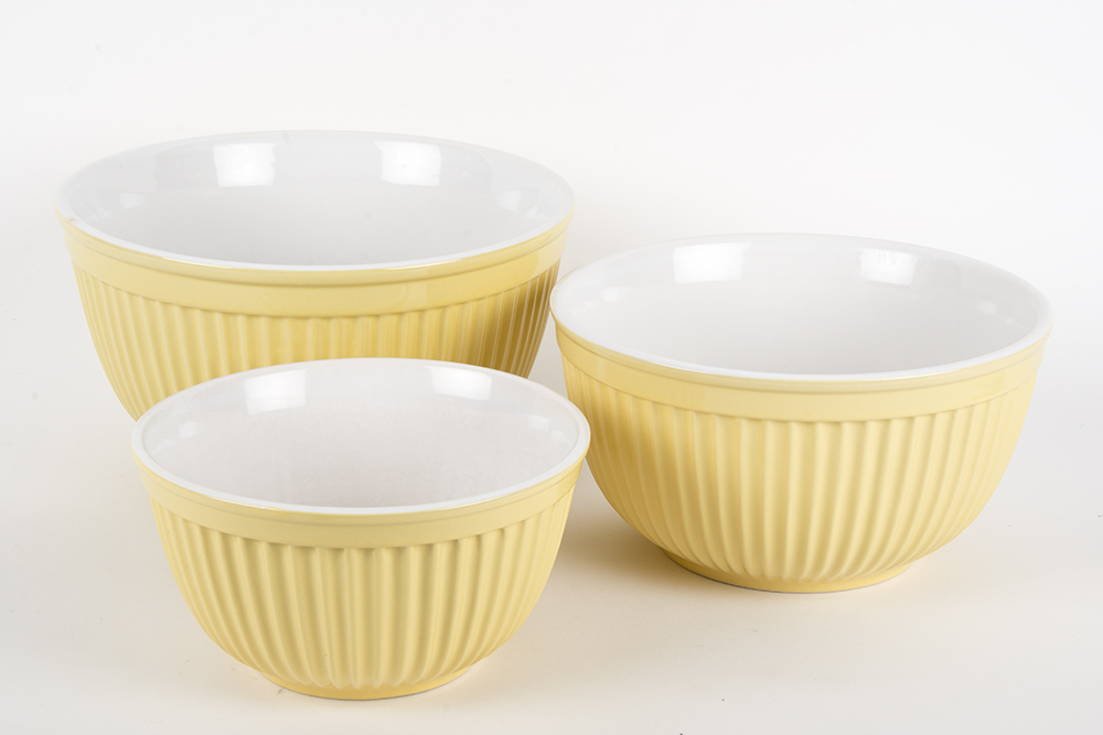 Crate & Barrel Nesting Bowls